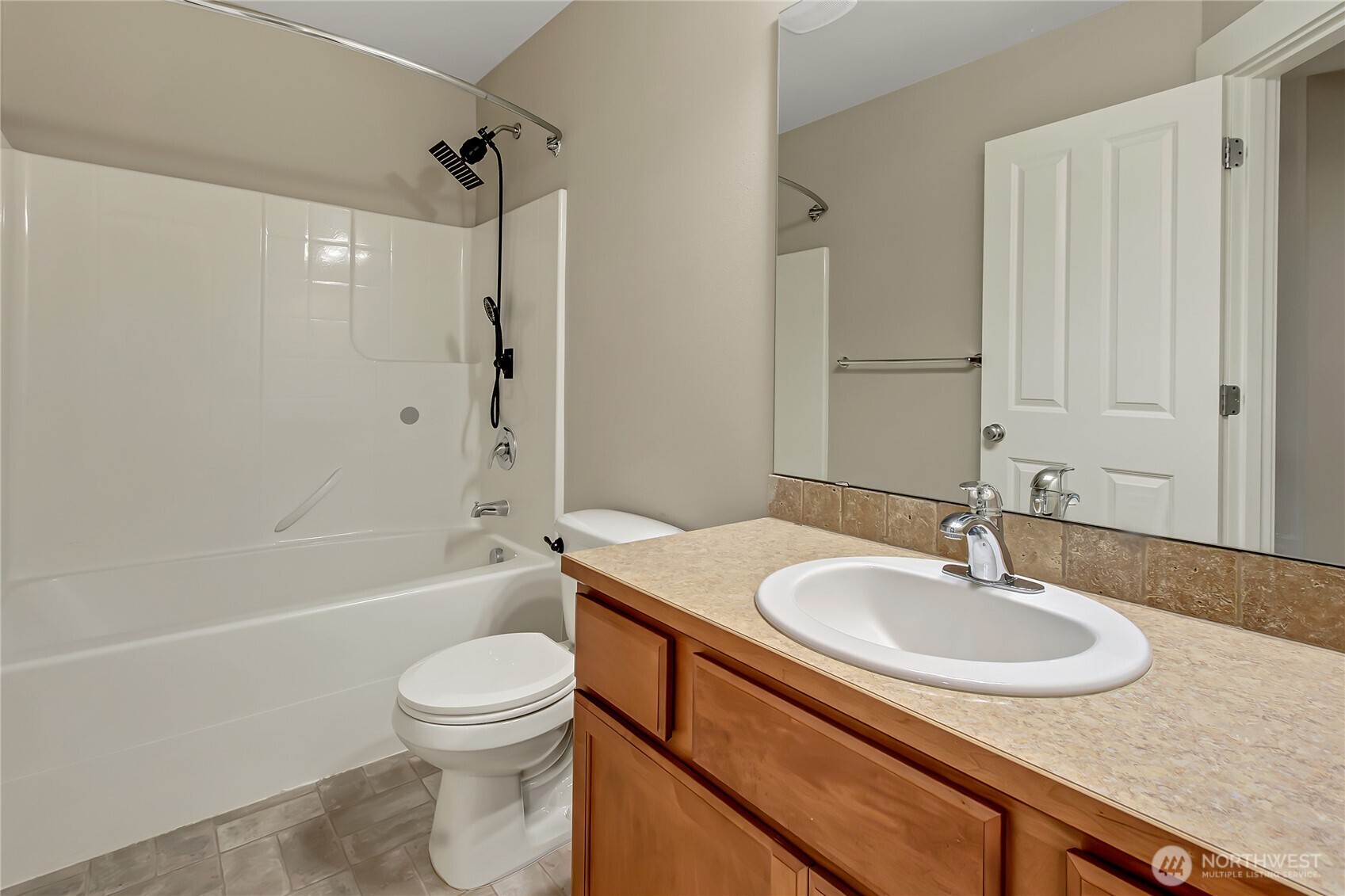 35320 4th Place Property Photo 24