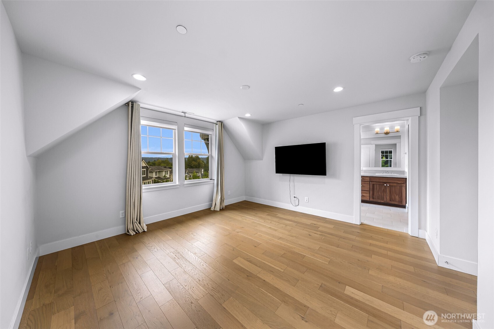26728 Ne Walden Way Property Photo 17