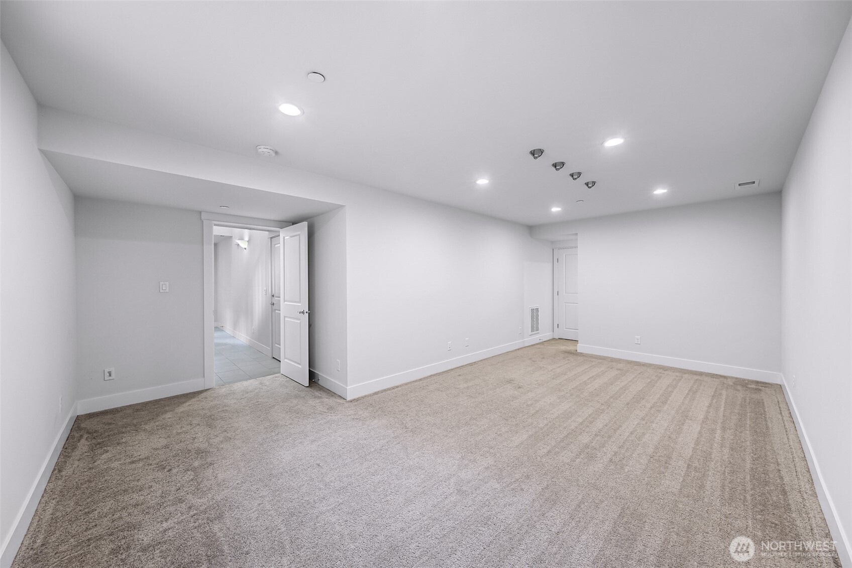 26728 Ne Walden Way Property Photo 31