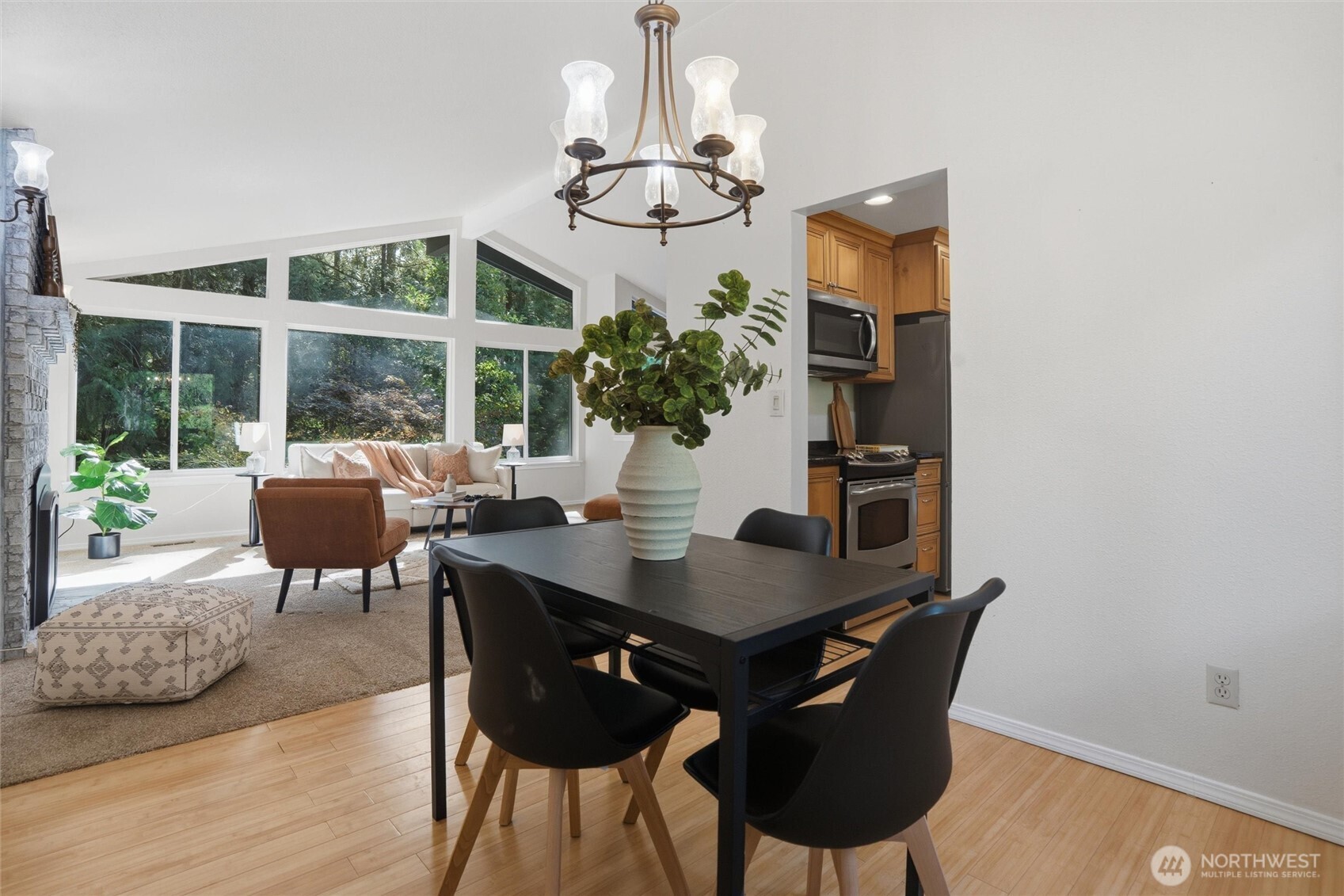 21121 Little Rude Avenue Property Photo 7