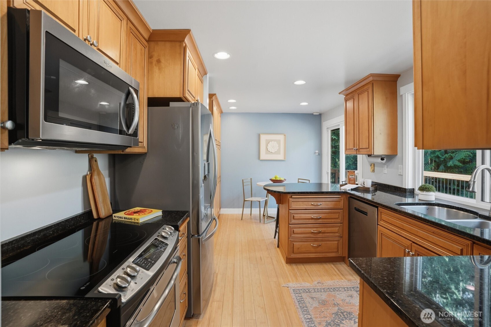 21121 Little Rude Avenue Property Photo 10