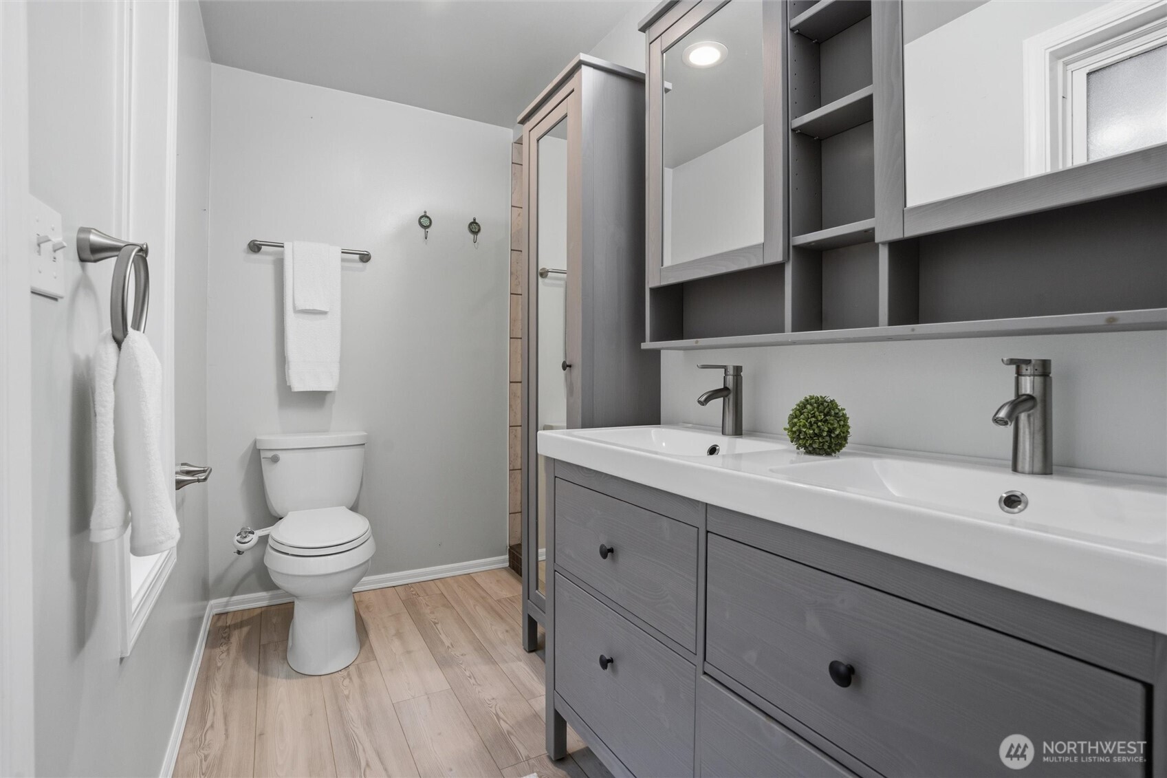 21121 Little Rude Avenue Property Photo 16