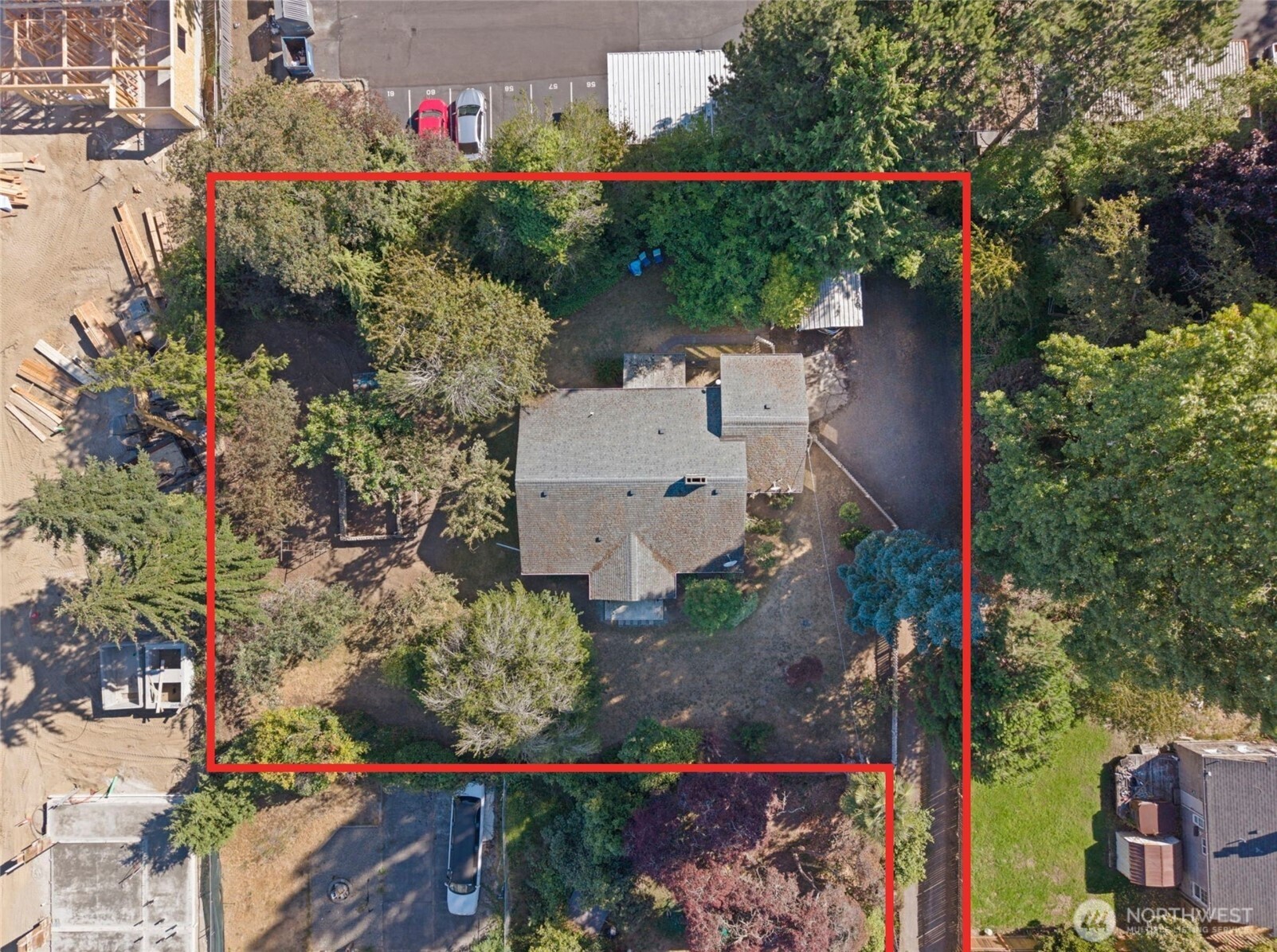 419 S 150th Street Property Photo 4