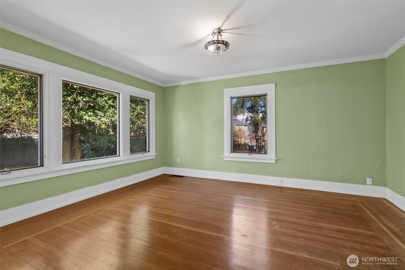419 S 150th Street Property Photo 13