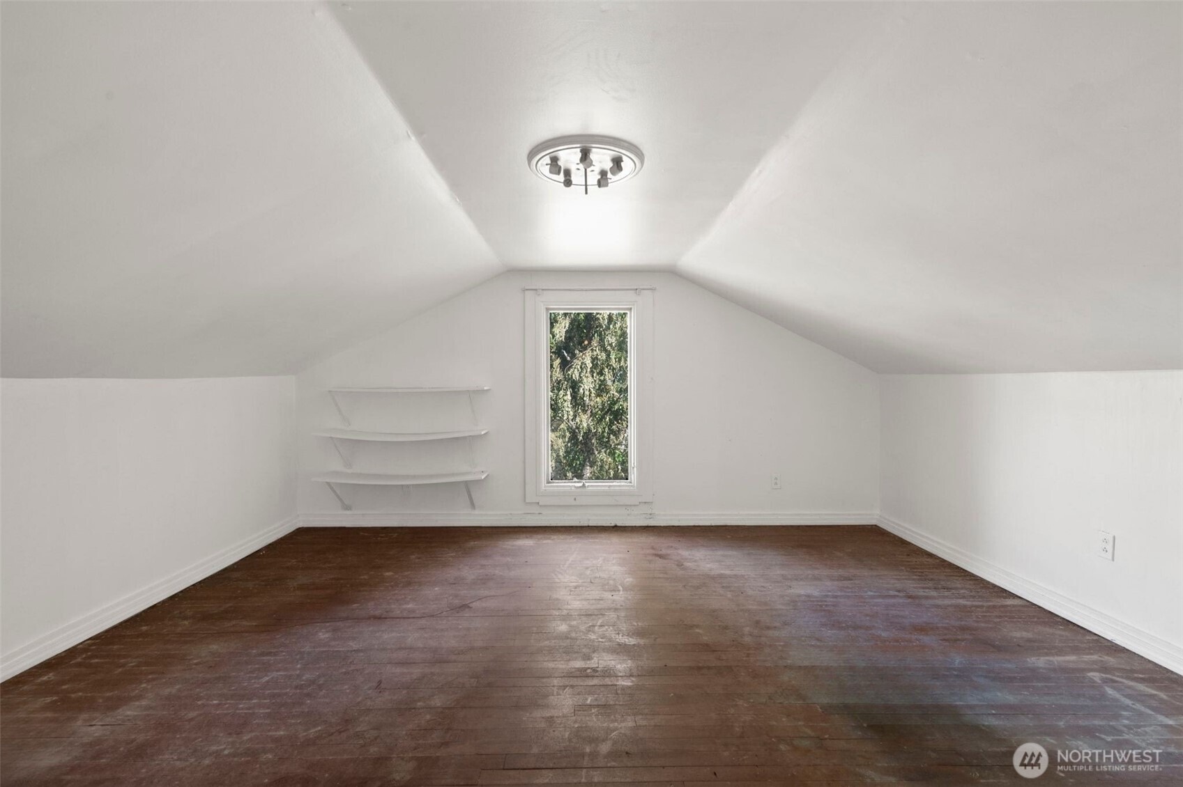 419 S 150th Street Property Photo 21