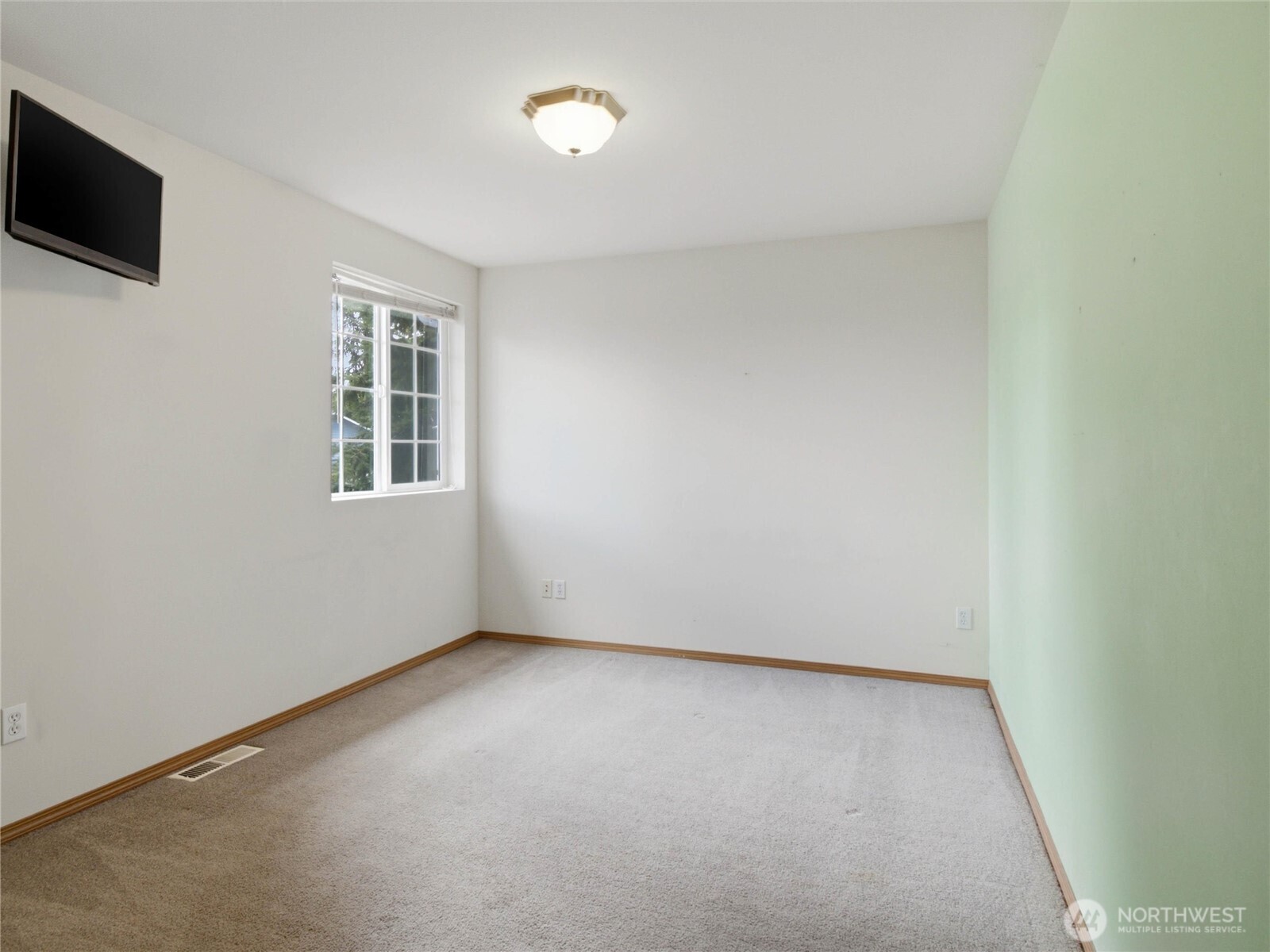 2977 Ne Loyola St Property Photo 25