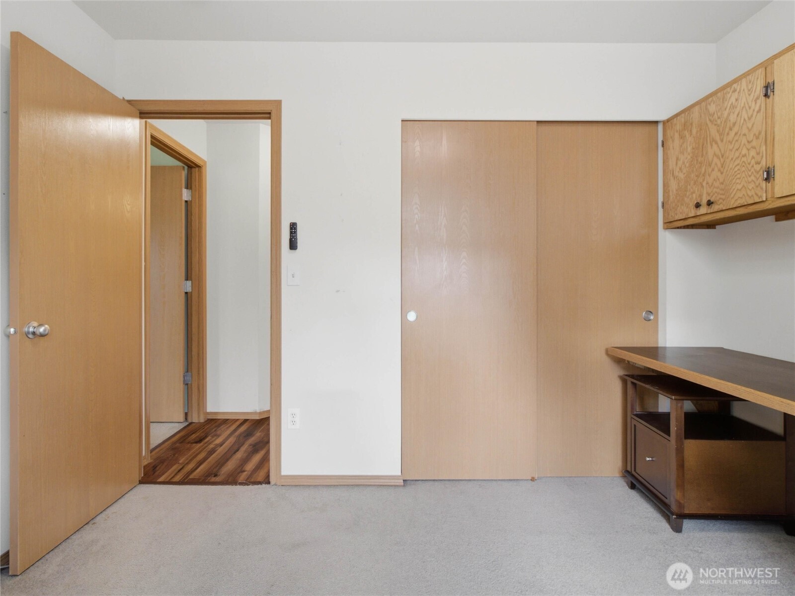 2977 Ne Loyola St Property Photo 28