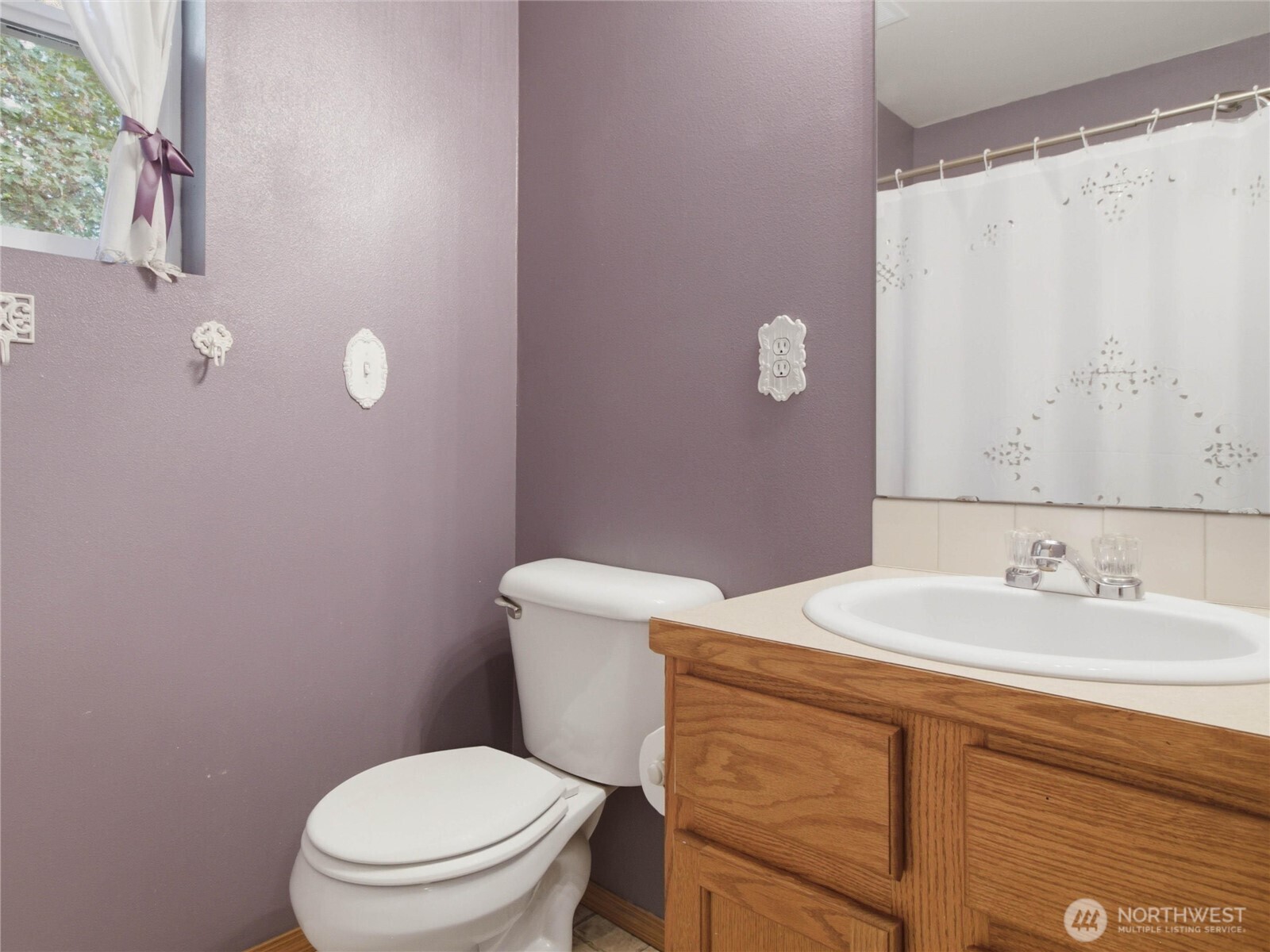 2977 Ne Loyola St Property Photo 29