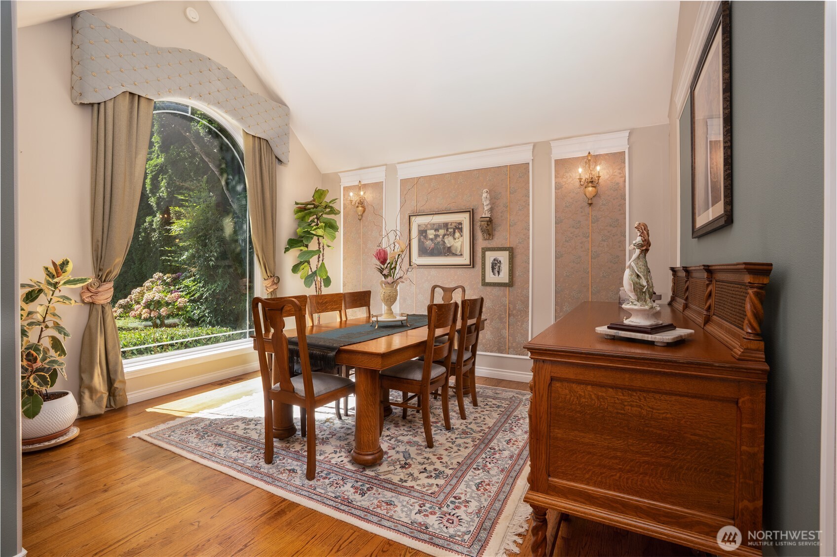 9009 166th Street Ct Property Photo 6