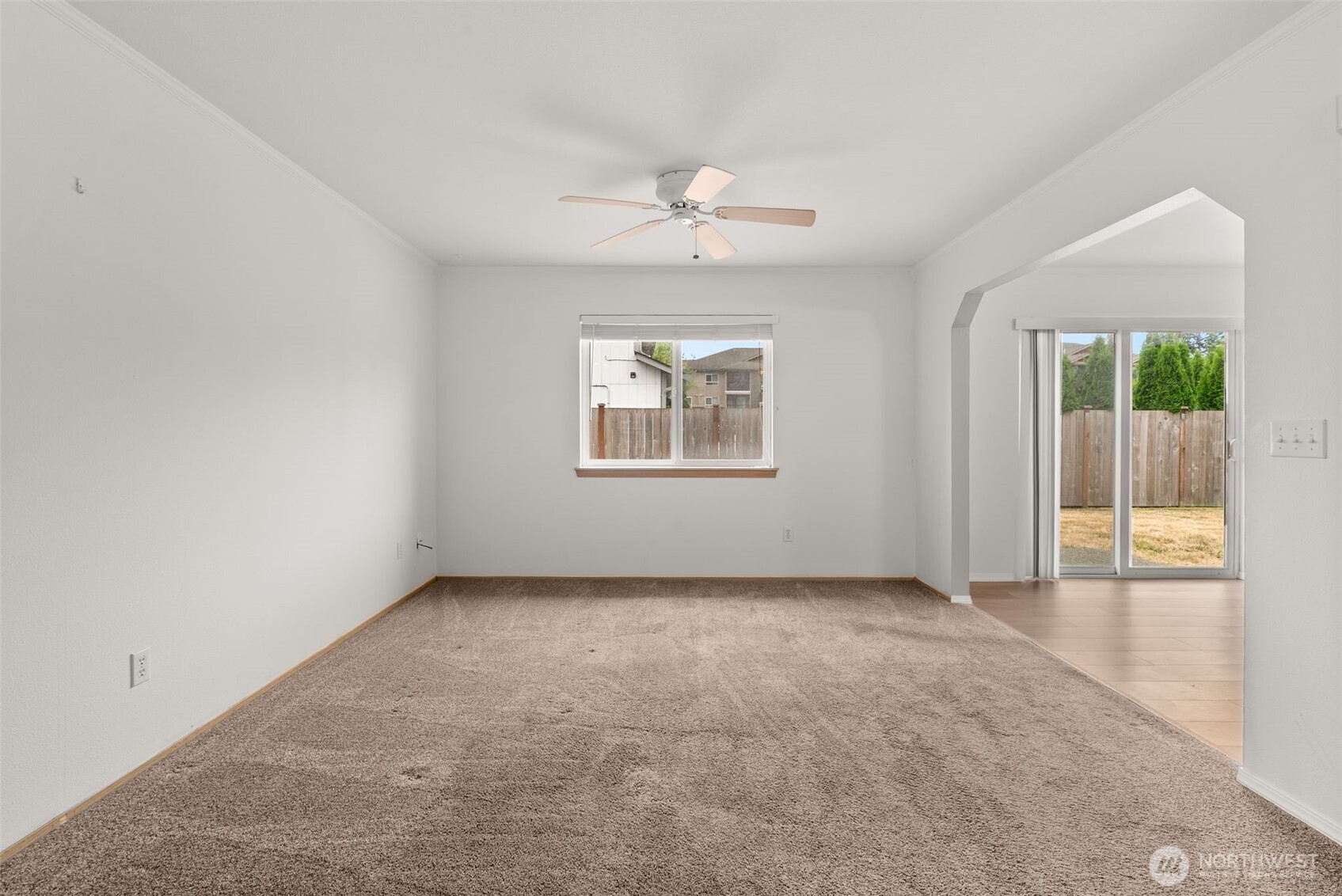 10006 140th Street Ct Property Photo 4