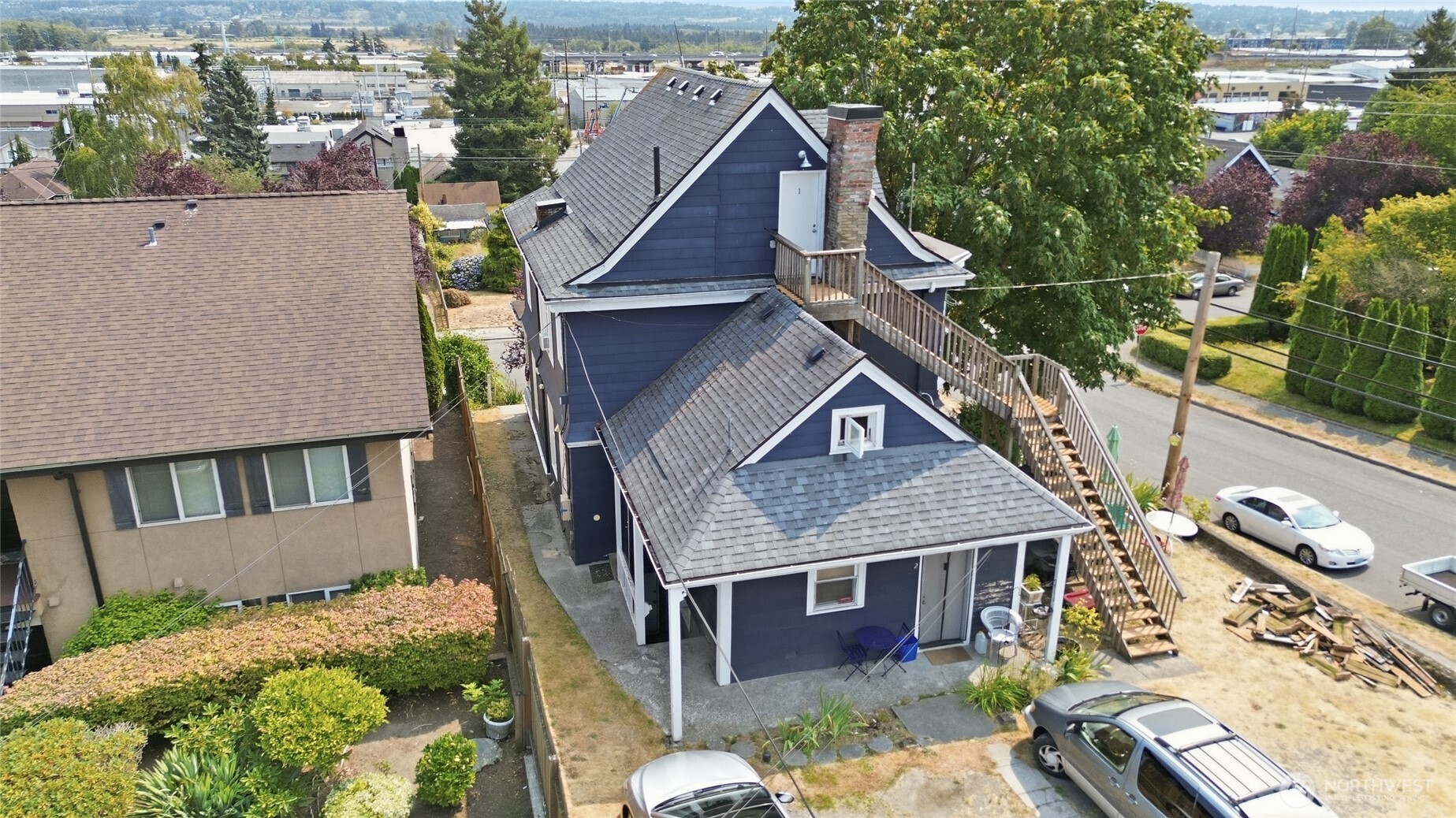 3432 Lombard Avenue Property Photo 6