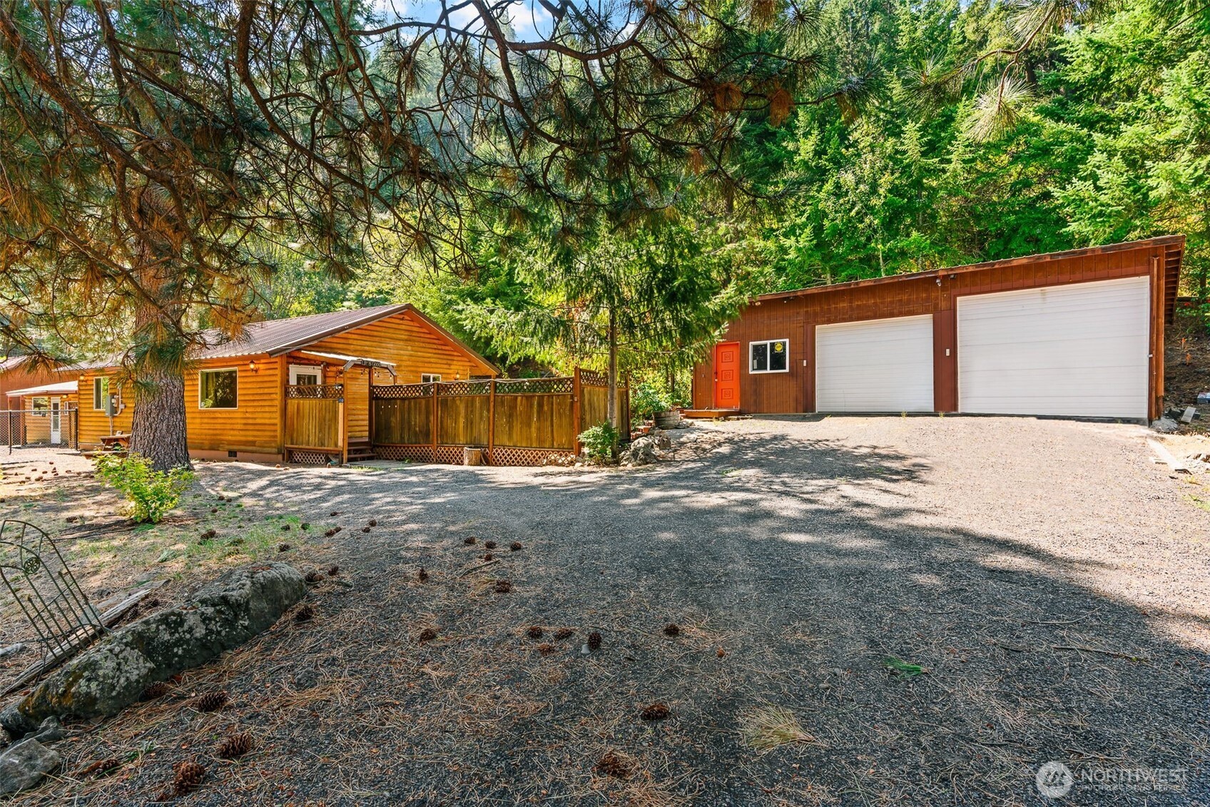 150 Pine Cliffs Drive Property Photo 1