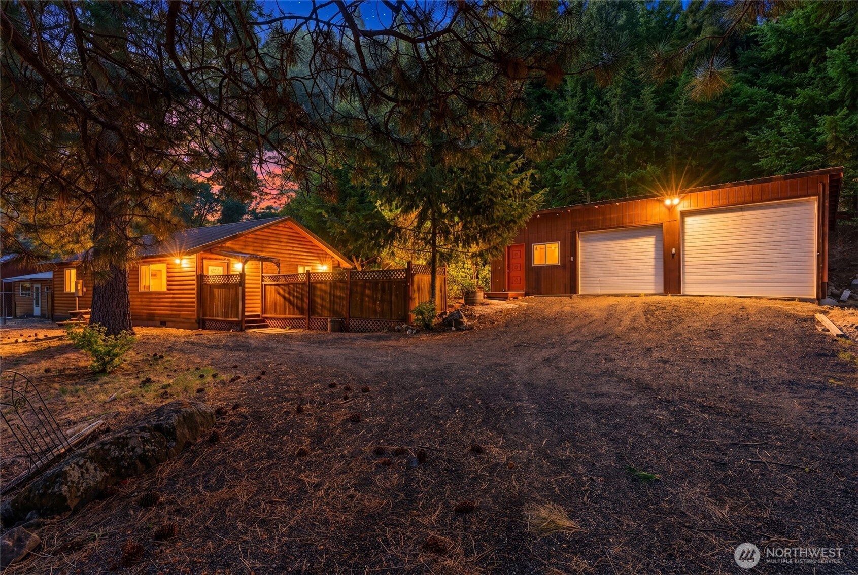 150 Pine Cliffs Drive Property Photo 2