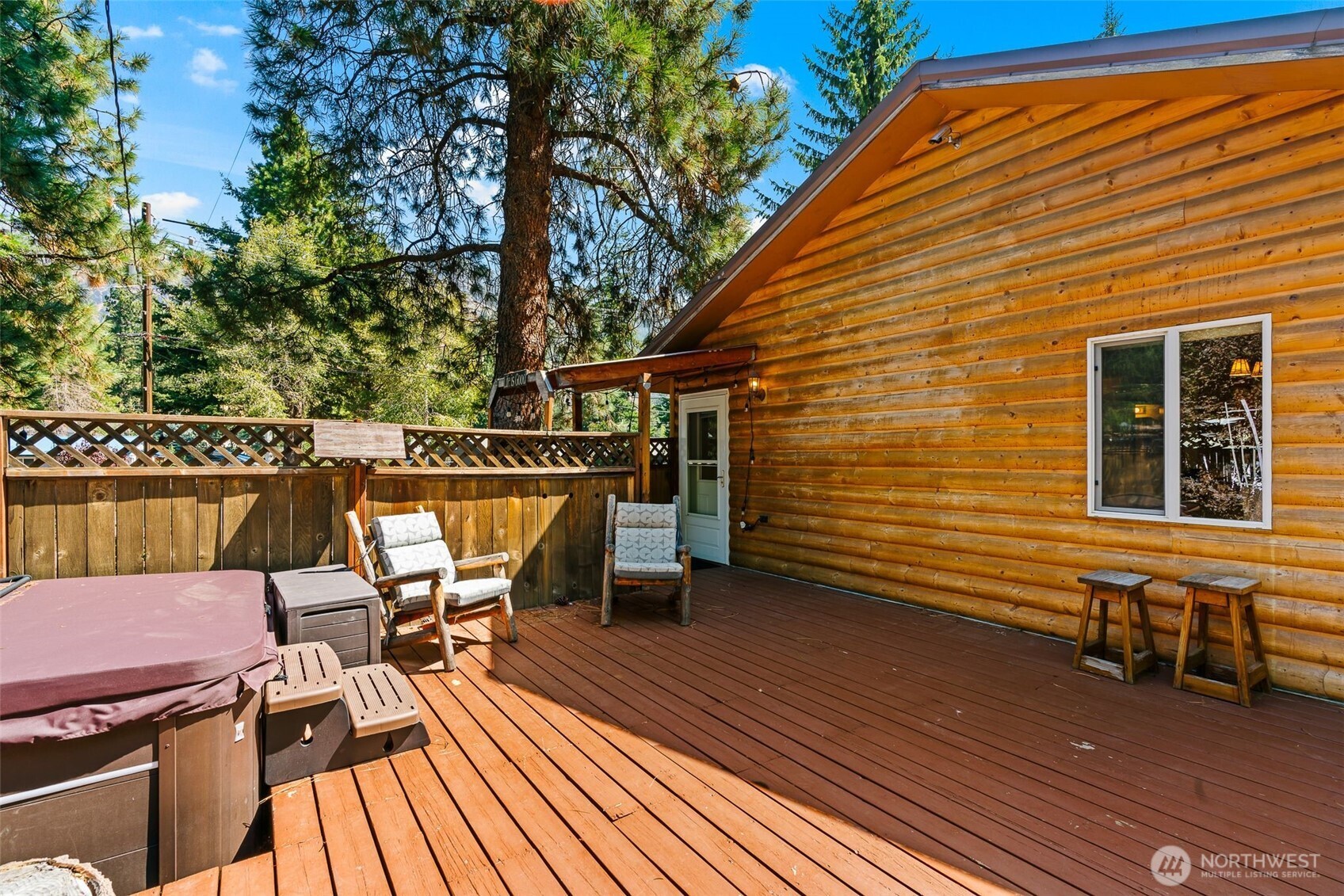 150 Pine Cliffs Drive Property Photo 4