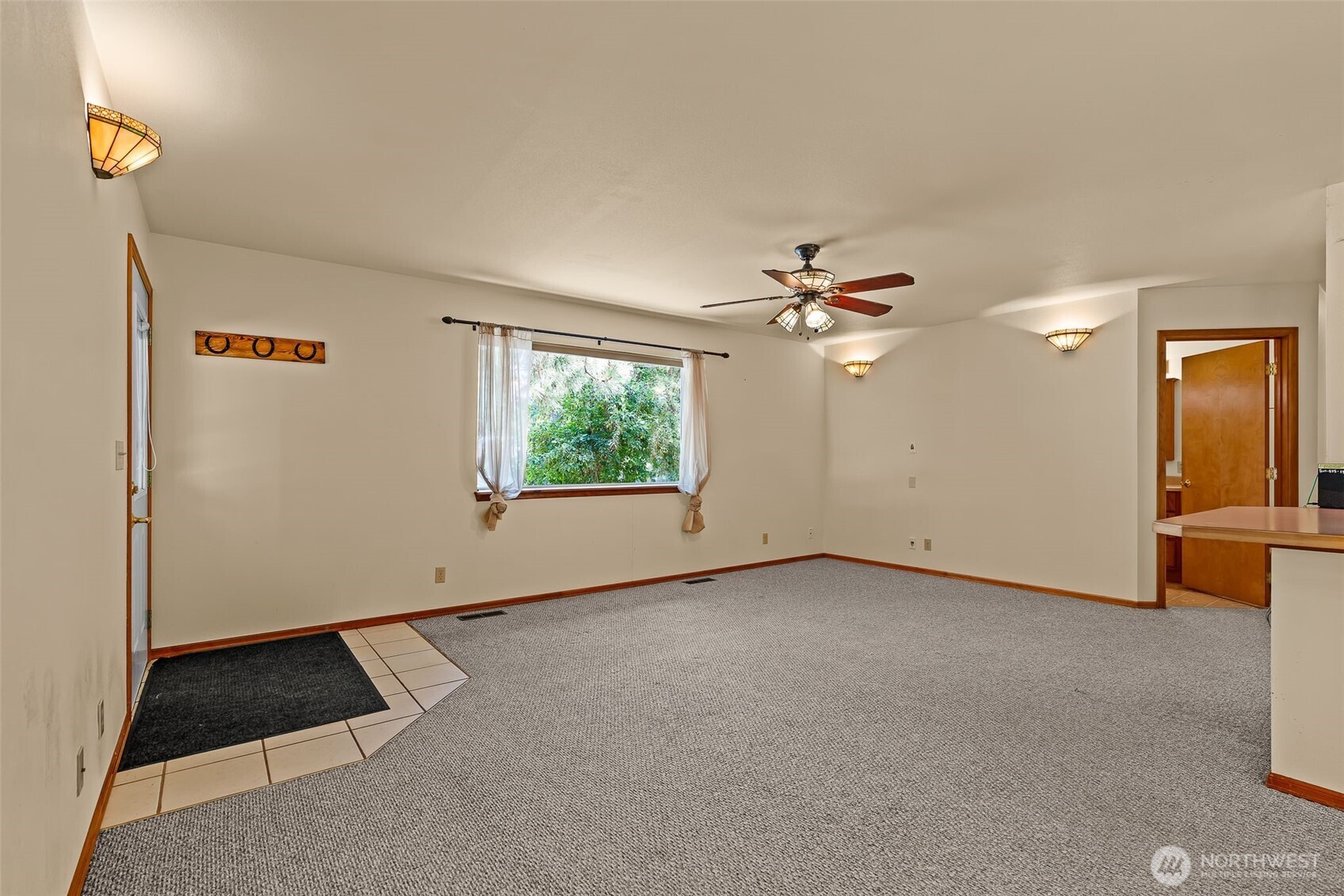 150 Pine Cliffs Drive Property Photo 8