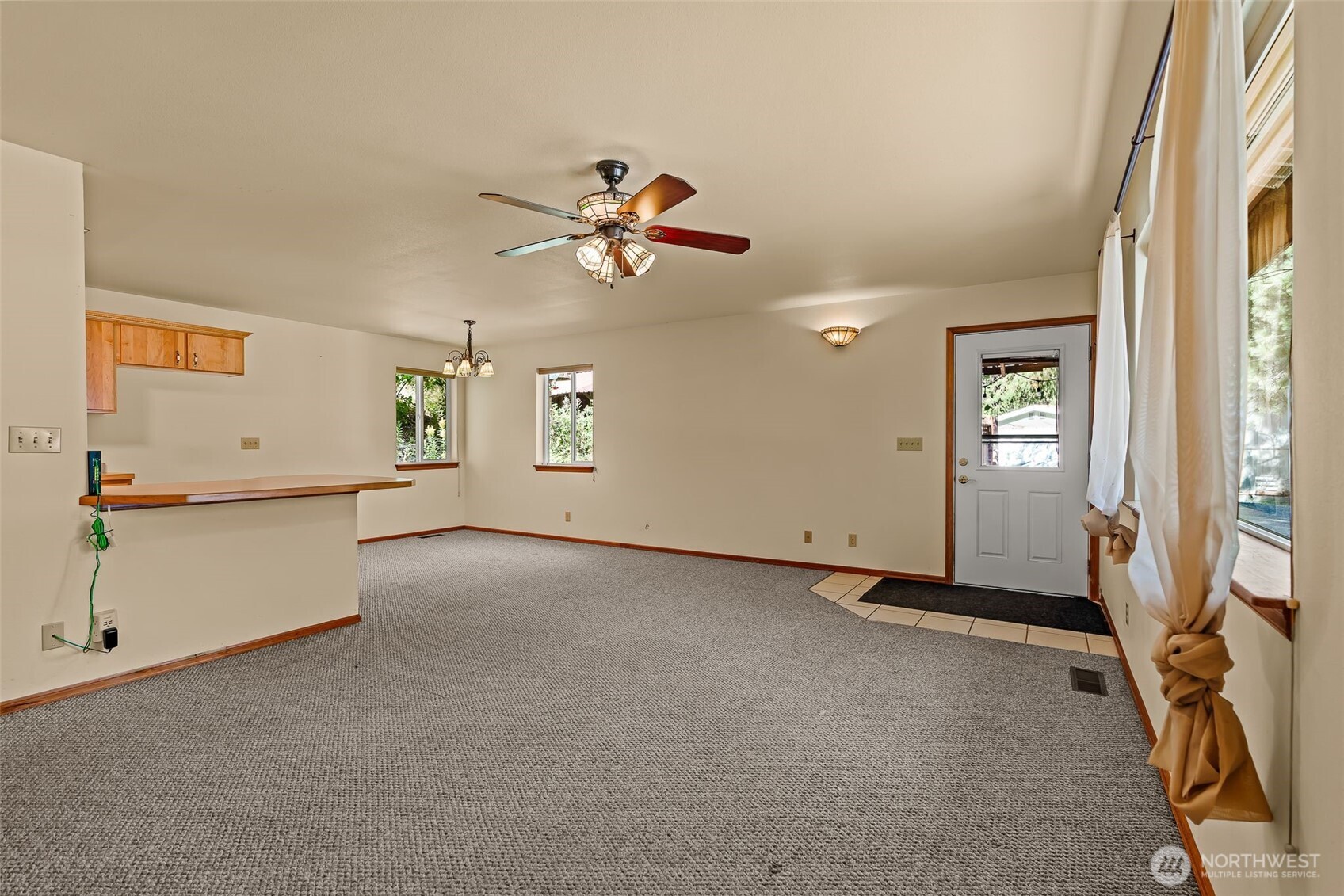 150 Pine Cliffs Drive Property Photo 9