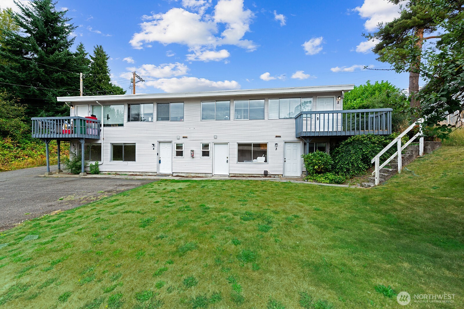 15328 40th Avenue Property Photo 2