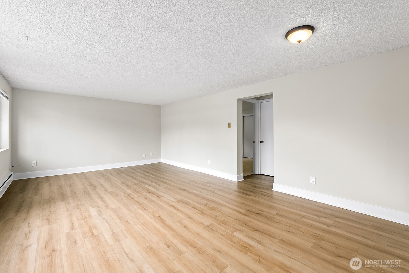 15328 40th Avenue Property Photo 7