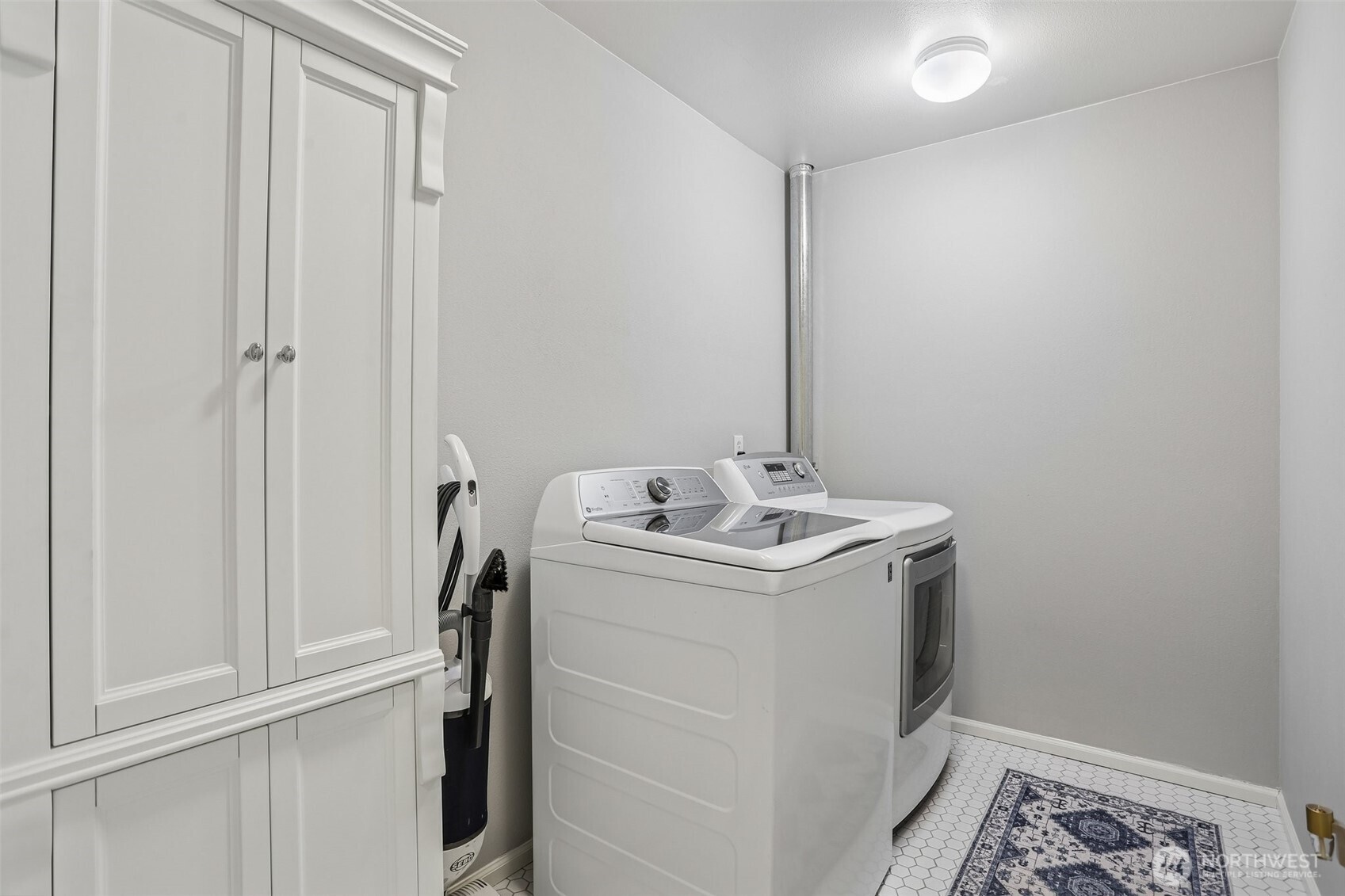 4371 232 Court Property Photo 21