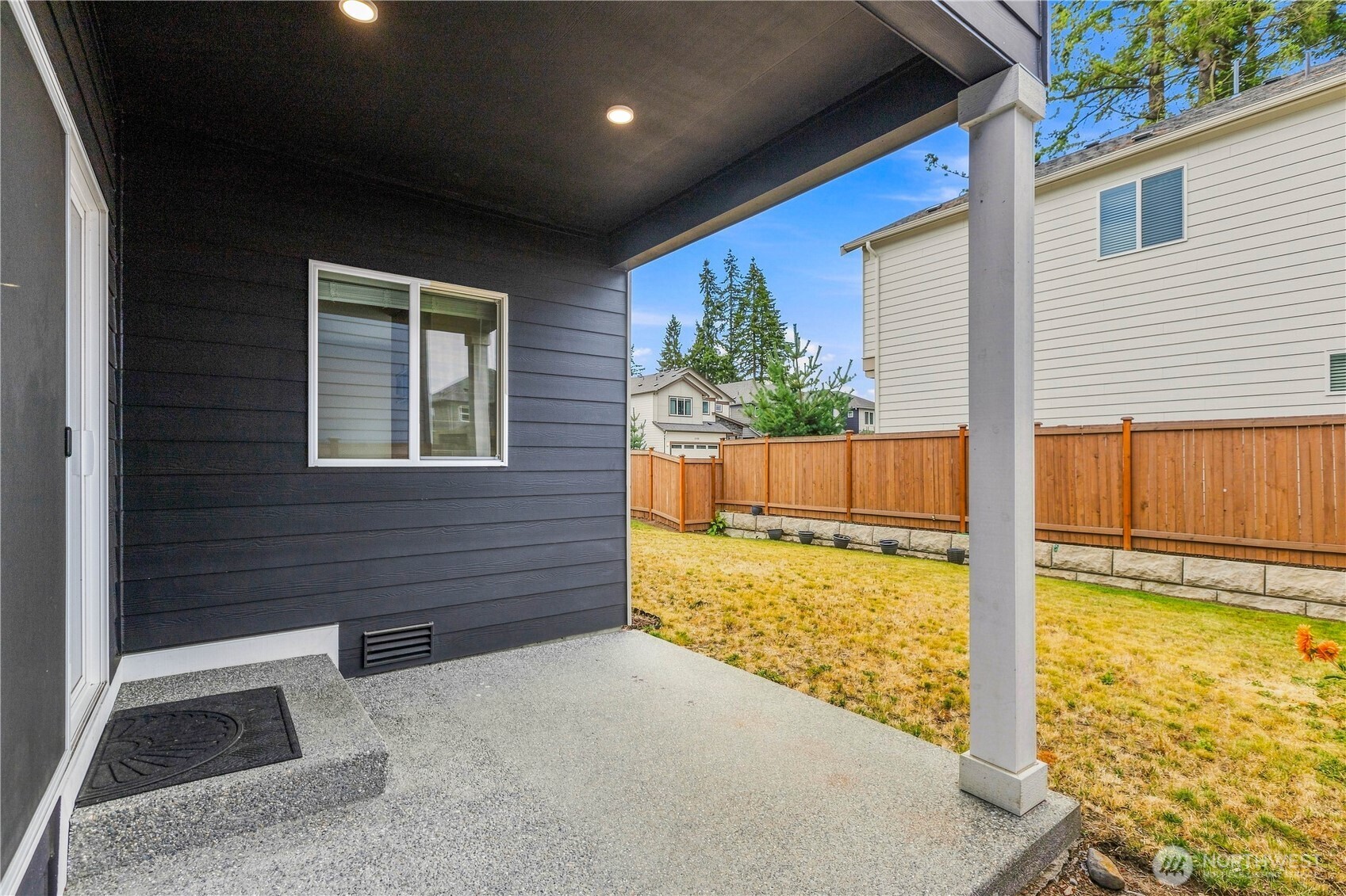 6302 206th Place Property Photo 15