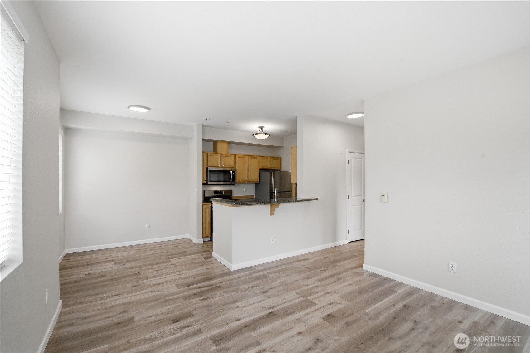 560 225th Lane B101 Property Photo 11