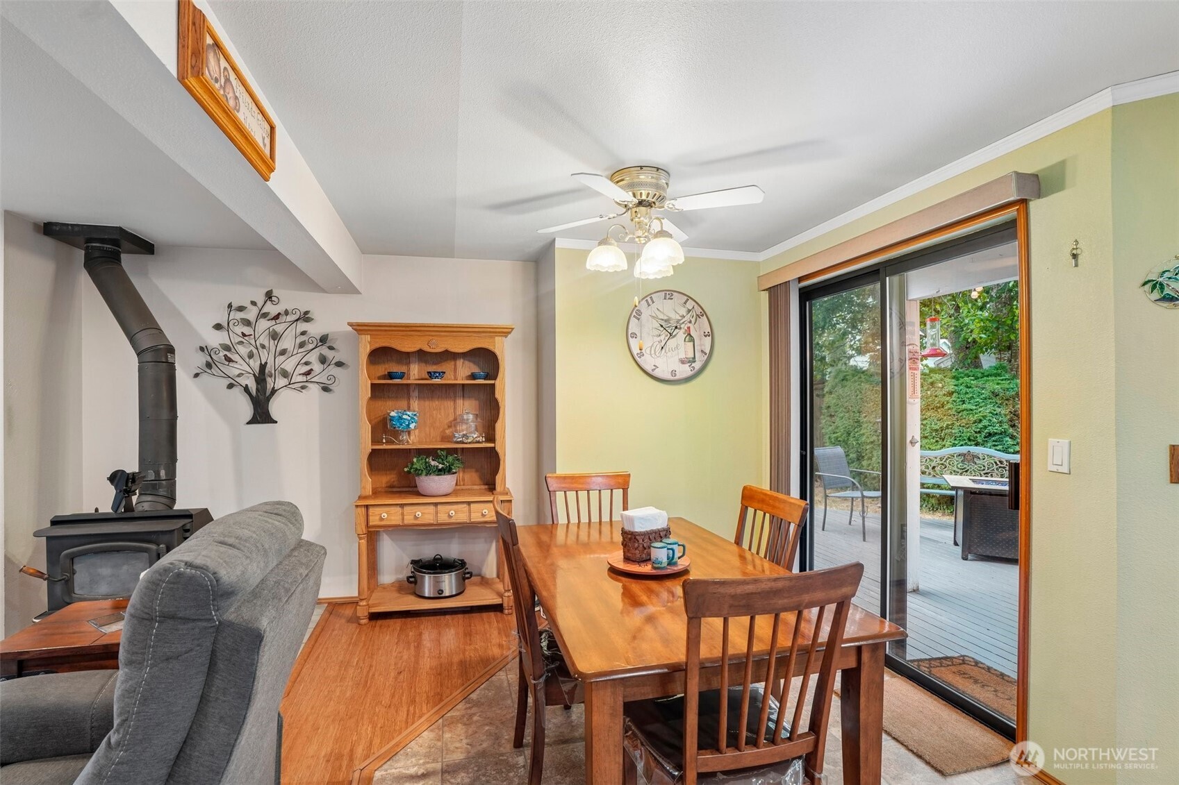 36110 23rd Place Property Photo 6