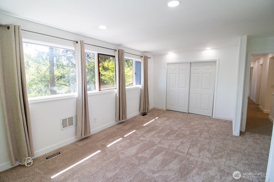 7255 E Mercer Way Property Photo 20