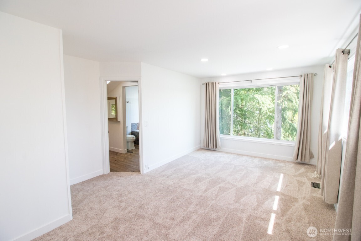 7255 E Mercer Way Property Photo 21