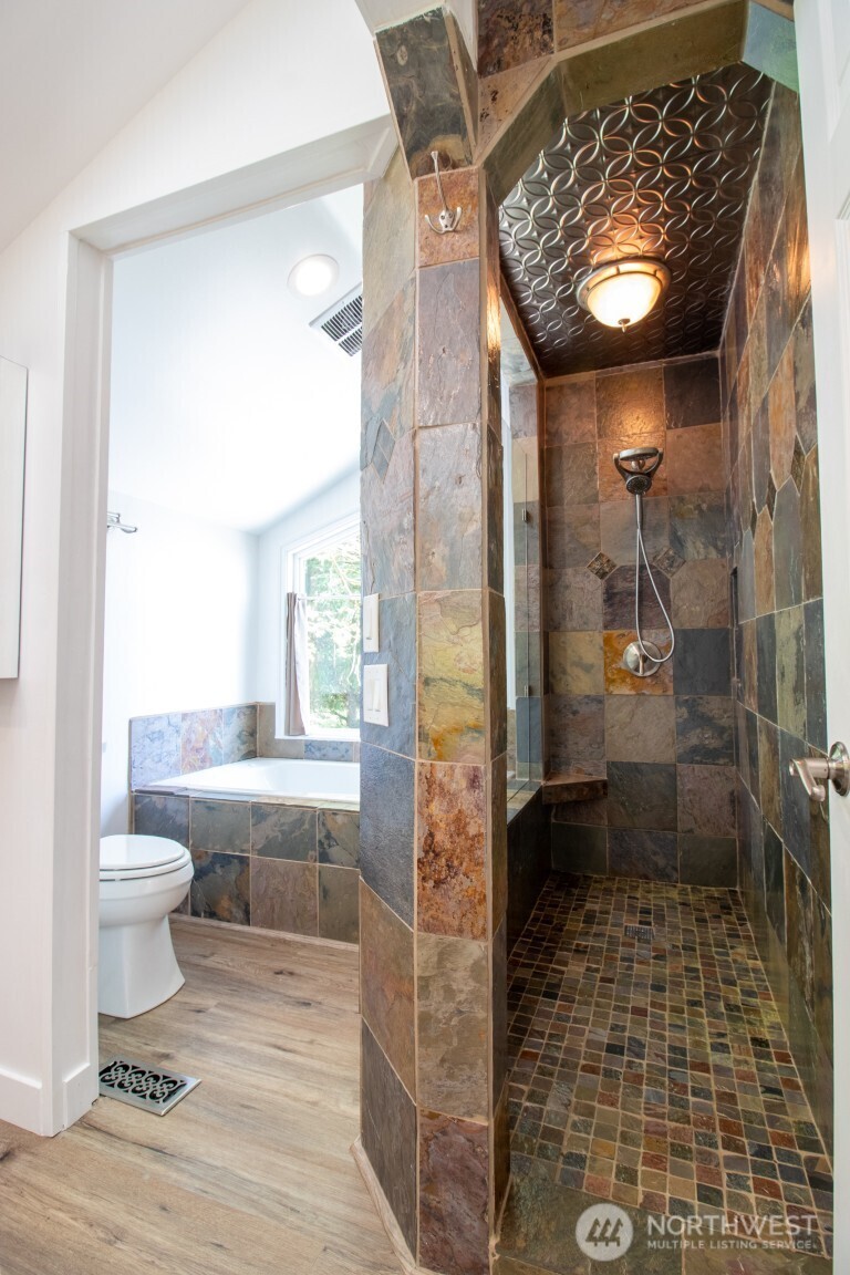 7255 E Mercer Way Property Photo 22