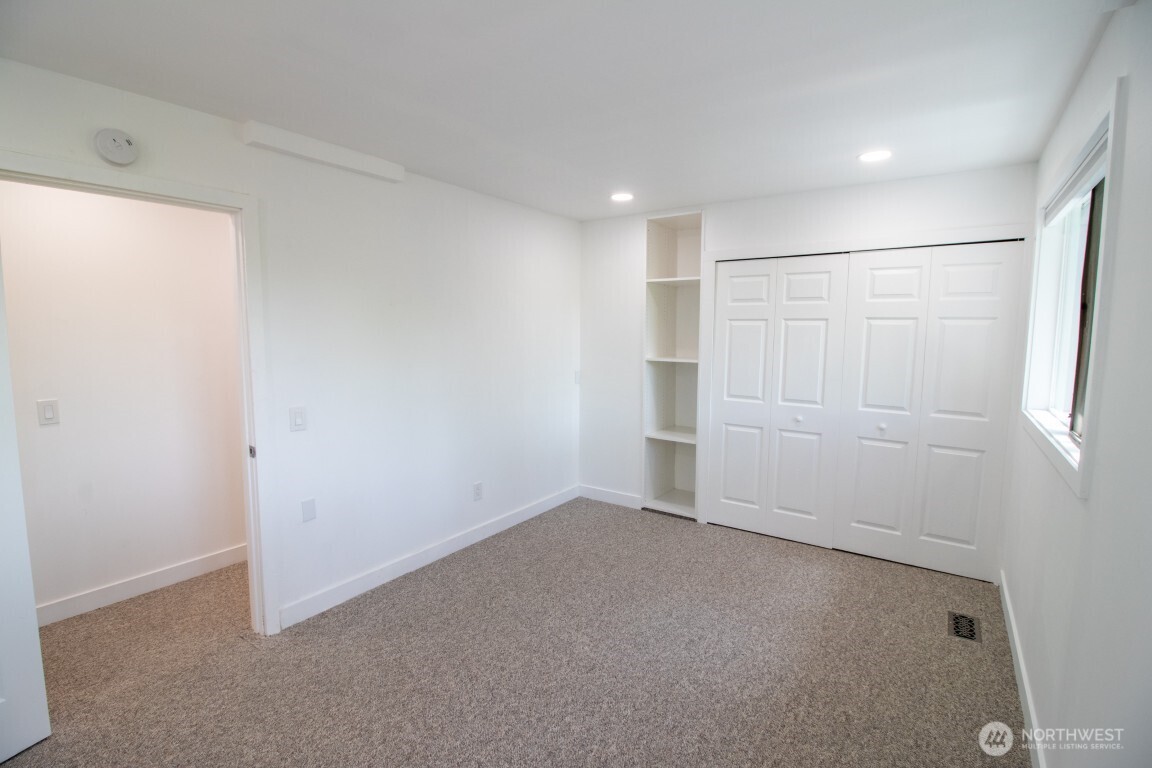 7255 E Mercer Way Property Photo 27