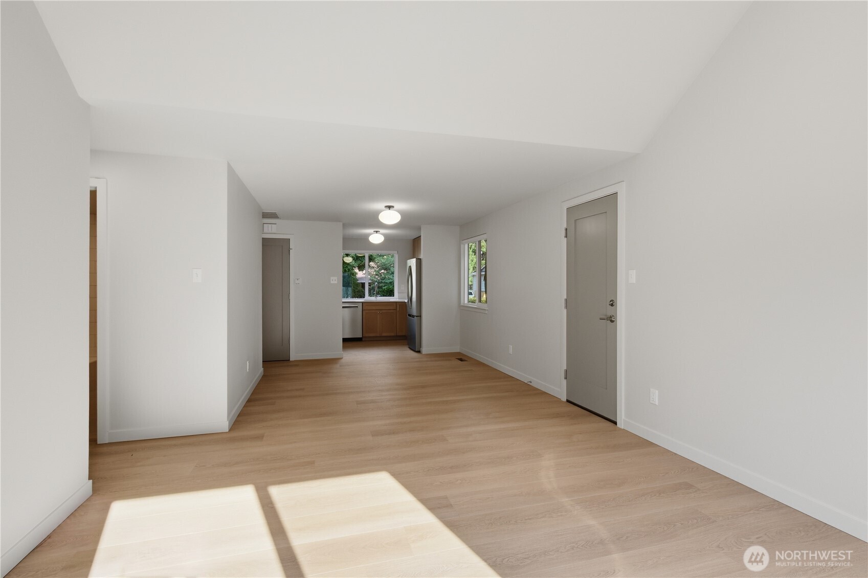 13905 121st Avenue Property Photo 8