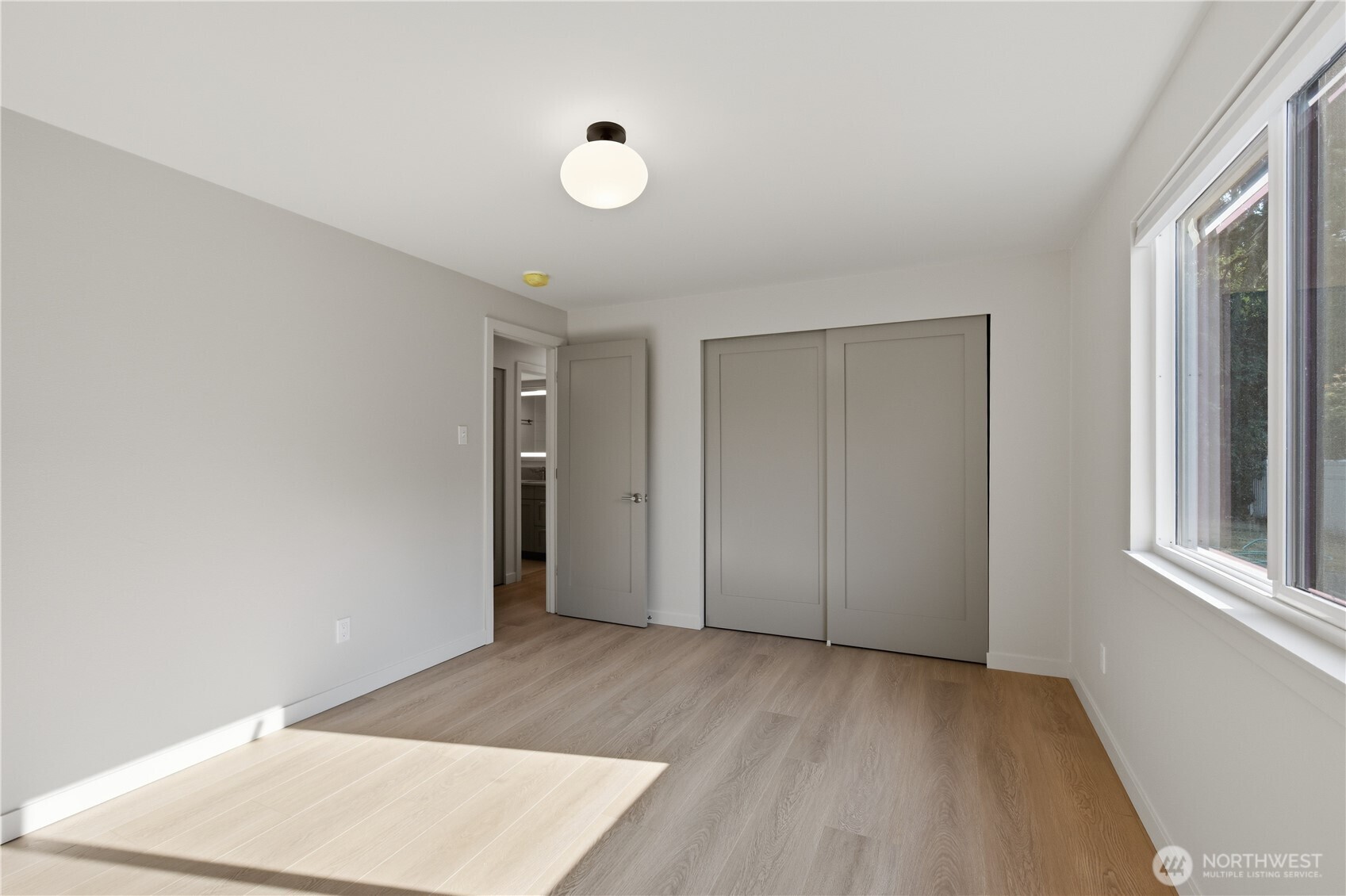 13905 121st Avenue Property Photo 11