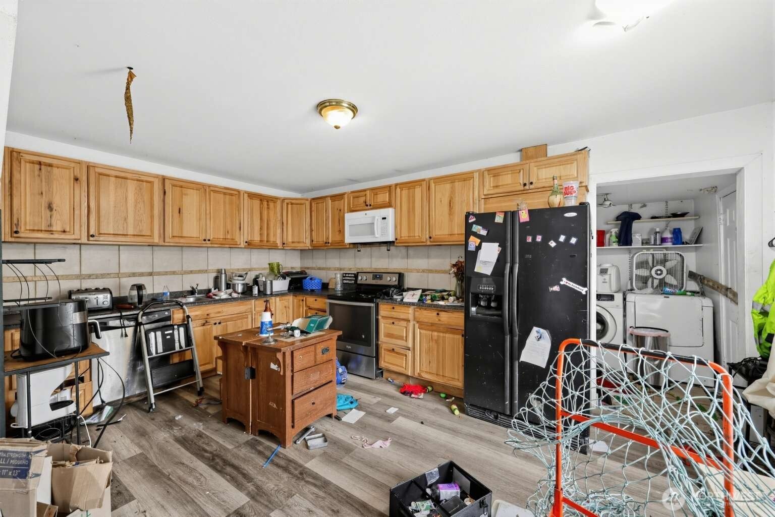 1025 Arnold Avenue Property Photo 4