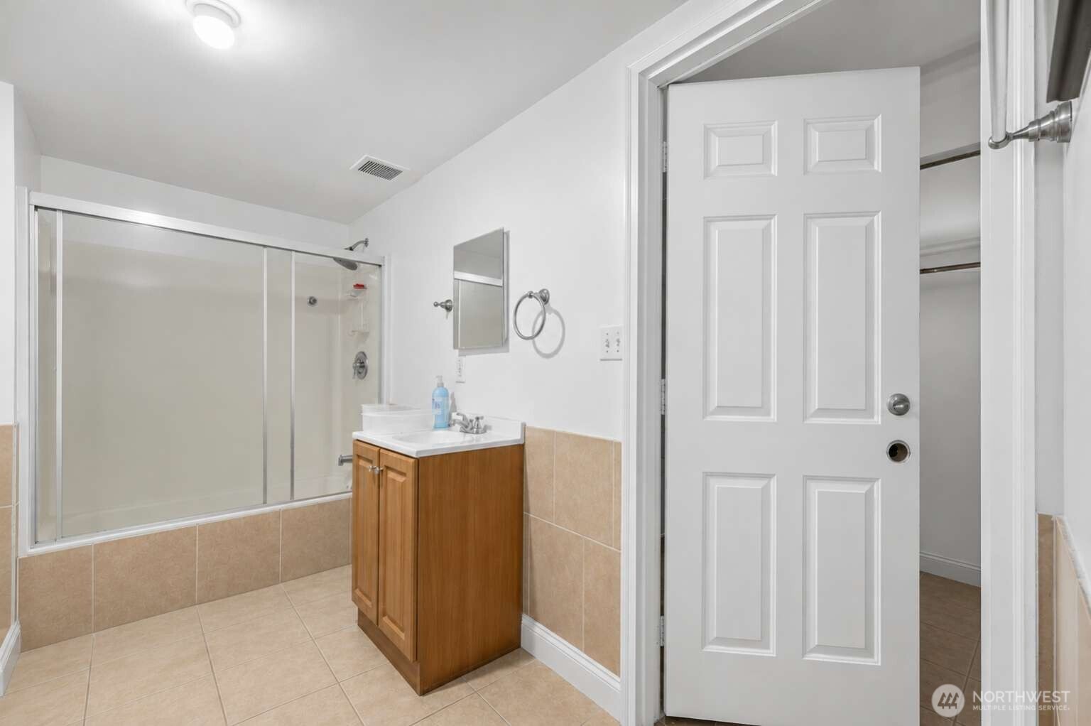 1025 Arnold Avenue Property Photo 21