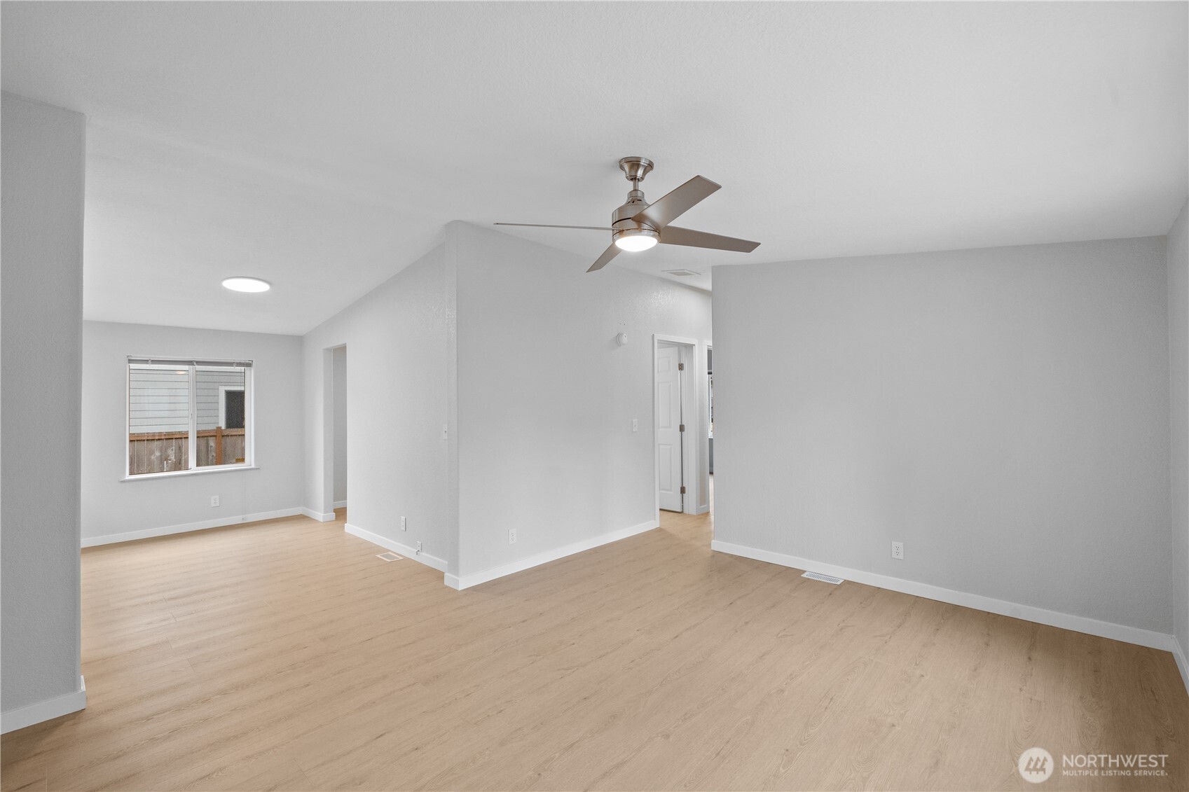 138 2nd Street Property Photo 5