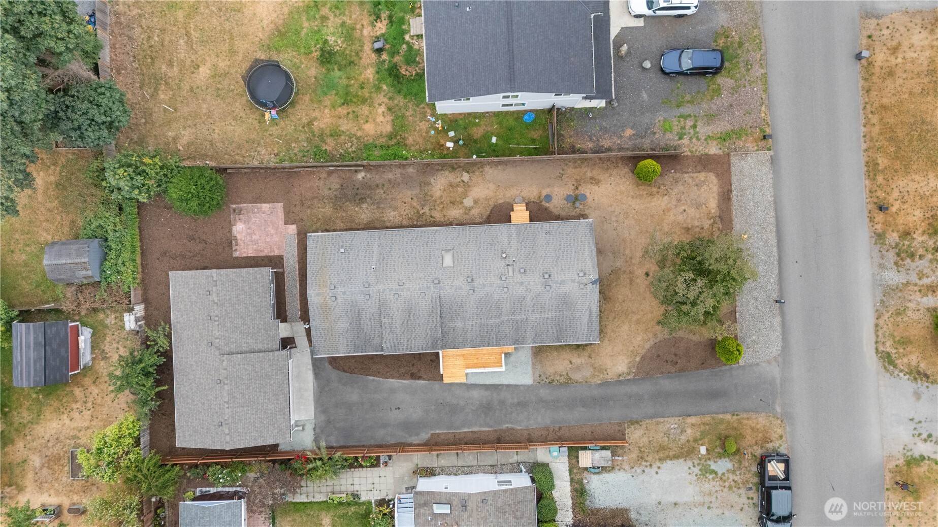 138 2nd Street Property Photo 28