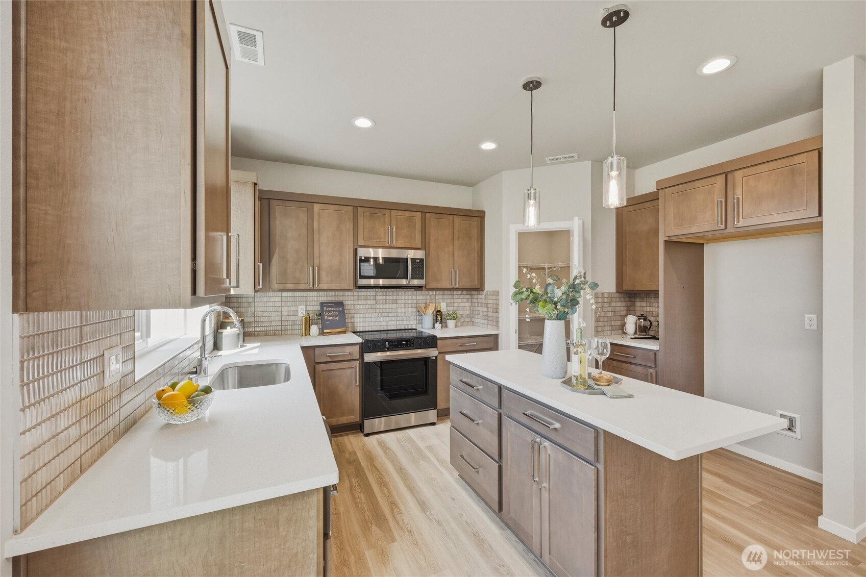 4519 Cirque (lot124) Street Property Photo 3