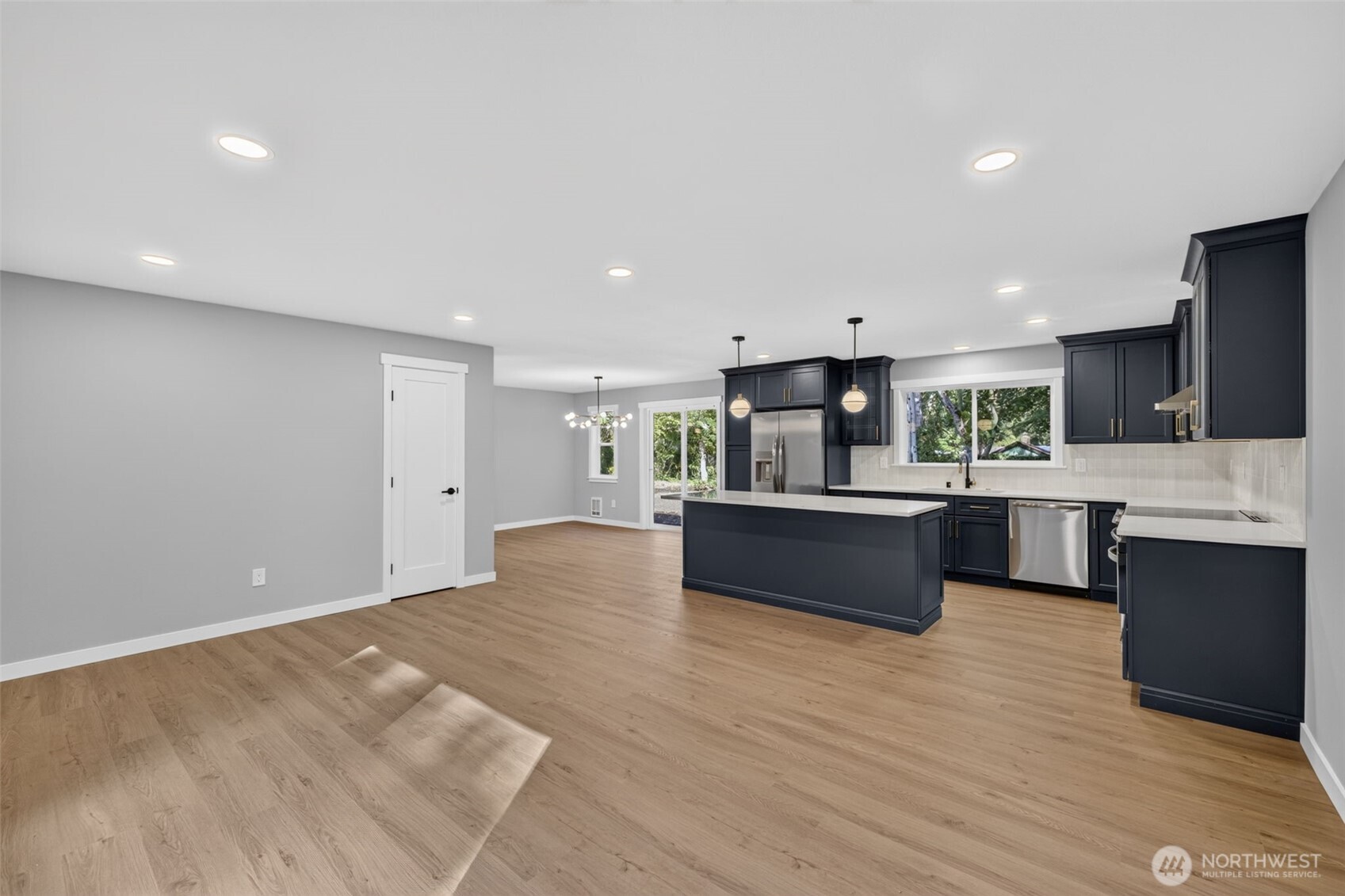 5408 240th Street Property Photo 6