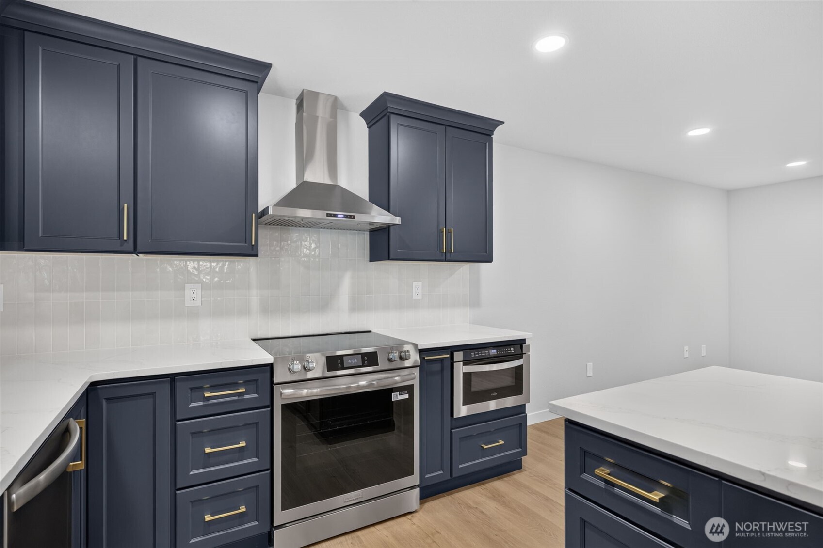 5408 240th Street Property Photo 8