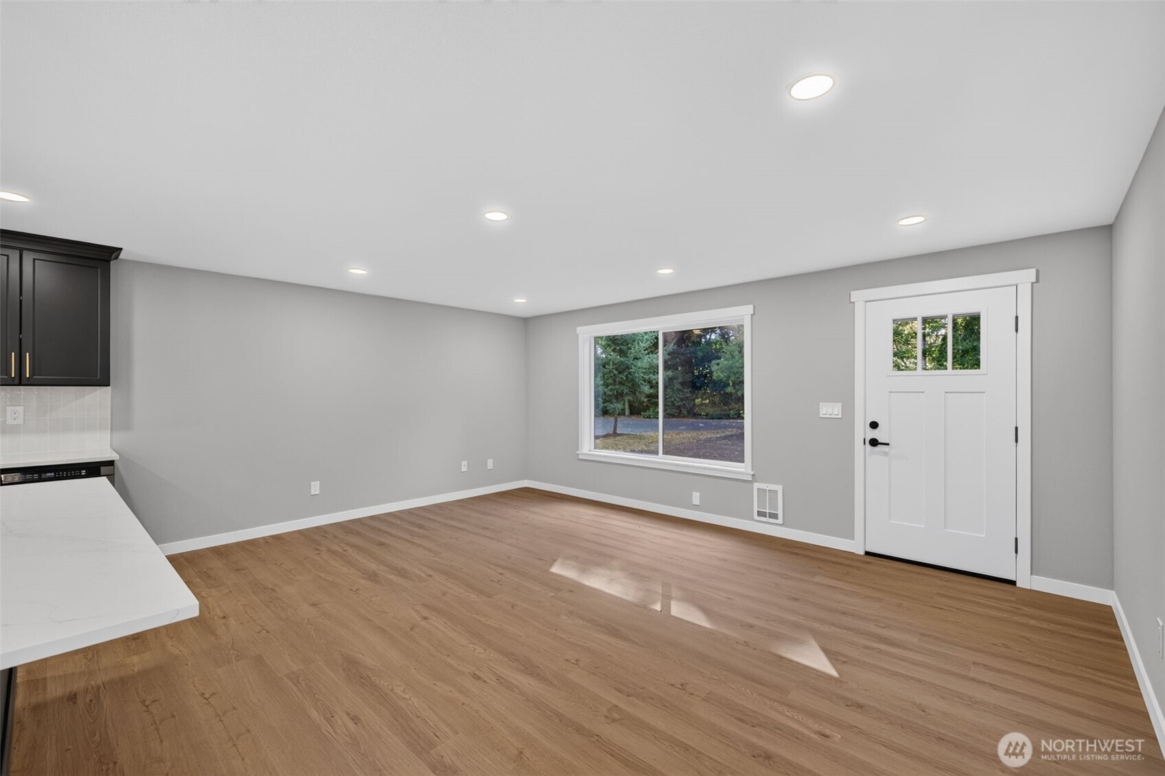 5408 240th Street Property Photo 11