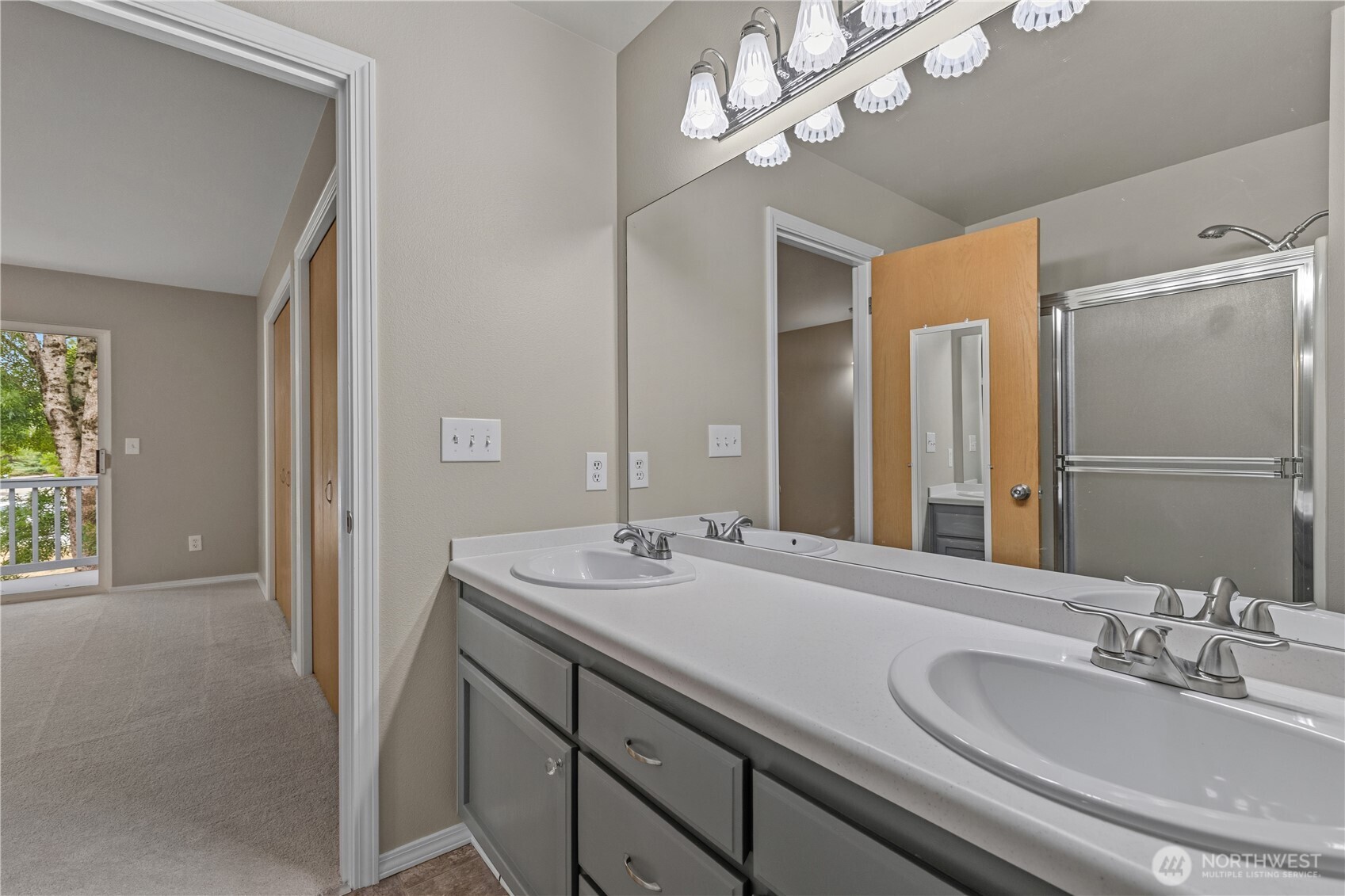 2210 Grade Road 2 Property Photo 13