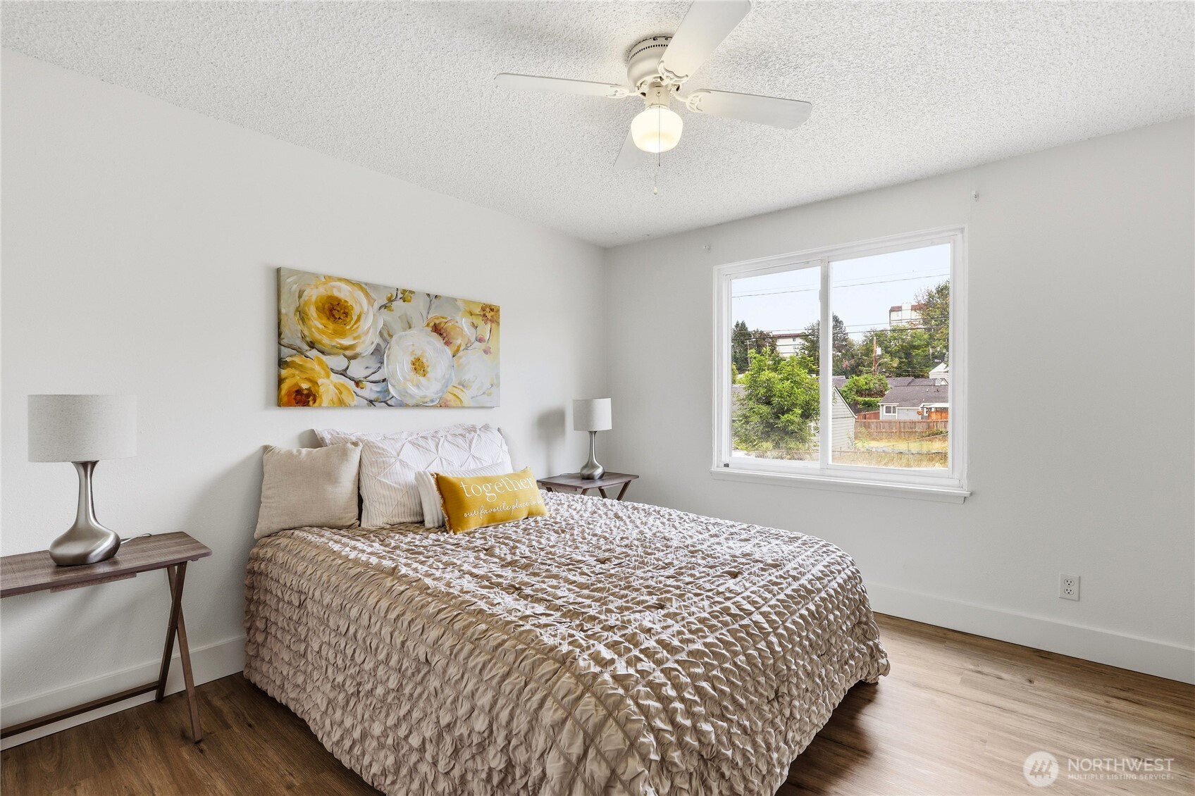 1725 1727 Bloomington Avenue Property Photo 8