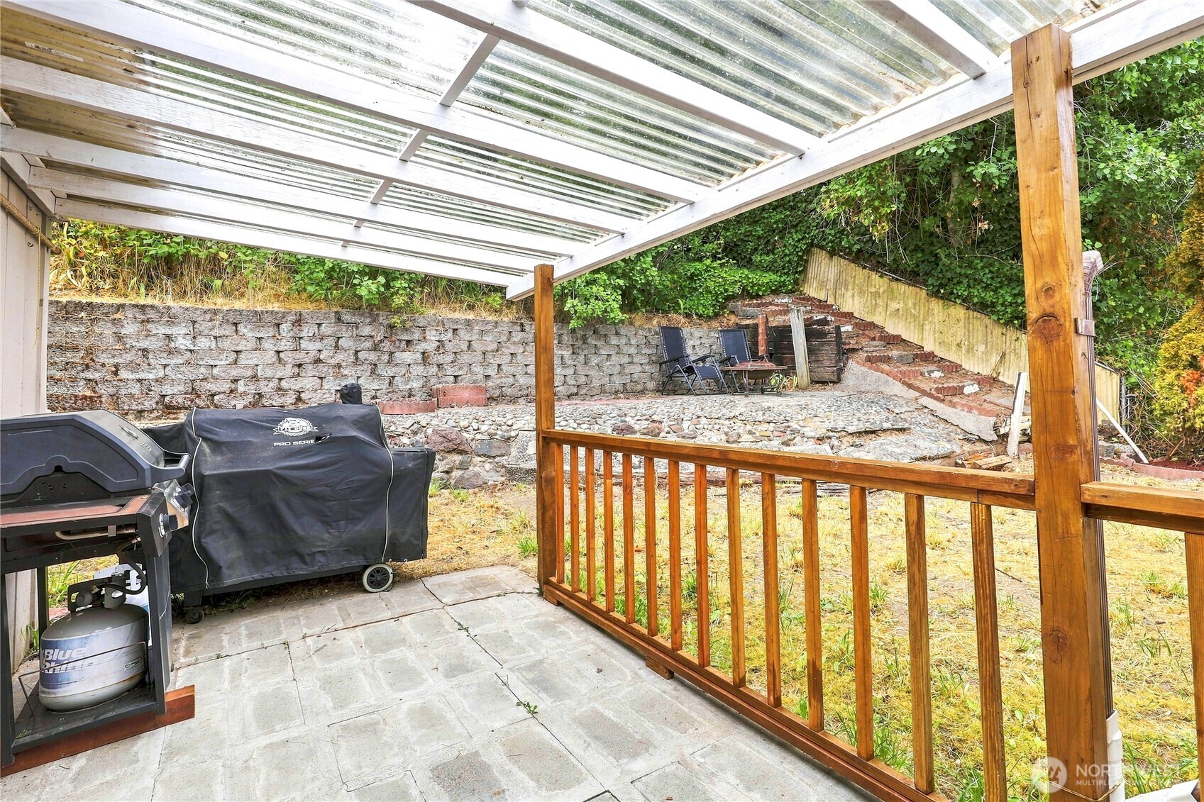 1725 1727 Bloomington Avenue Property Photo 13