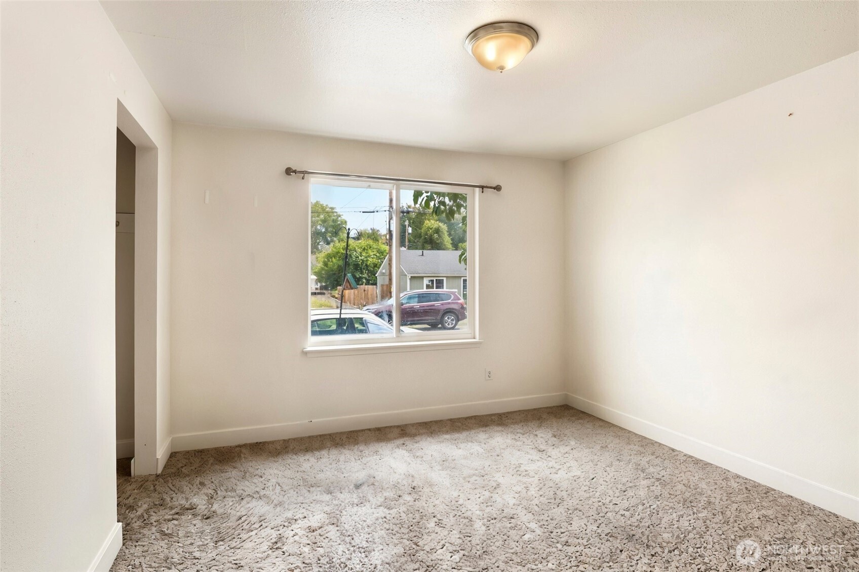 1725 1727 Bloomington Avenue Property Photo 26
