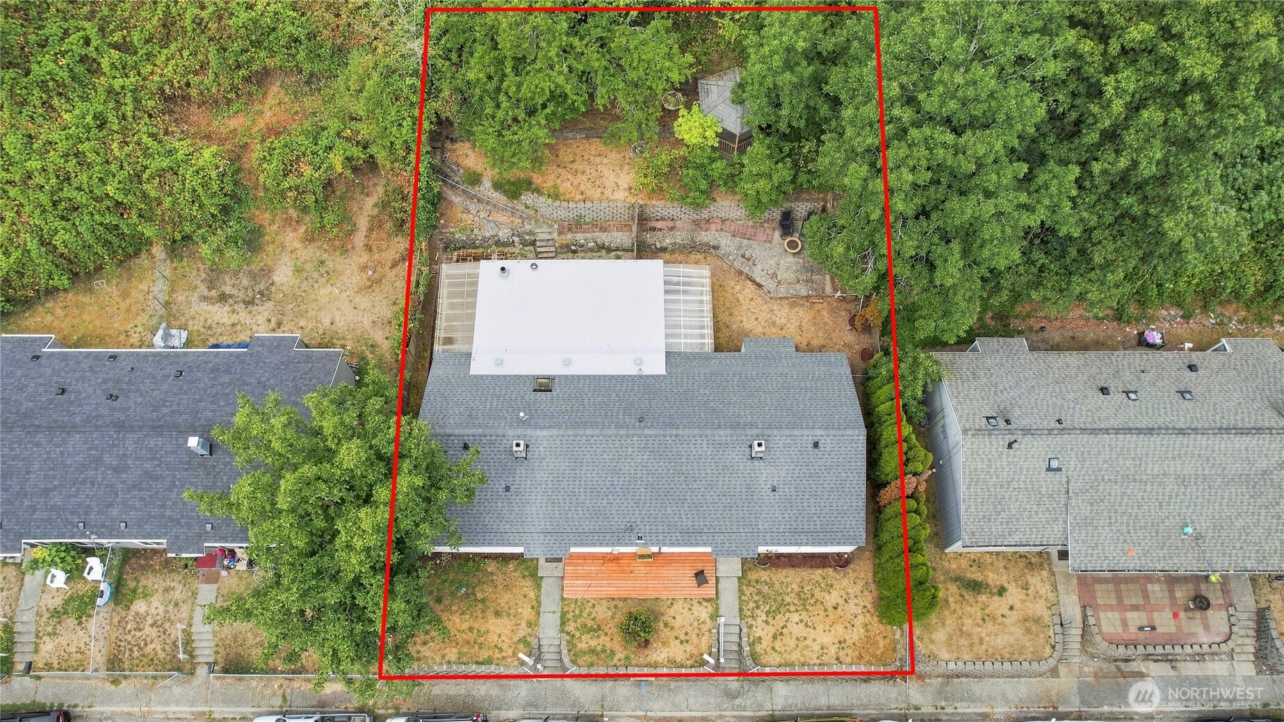 1725 1727 Bloomington Avenue Property Photo 32