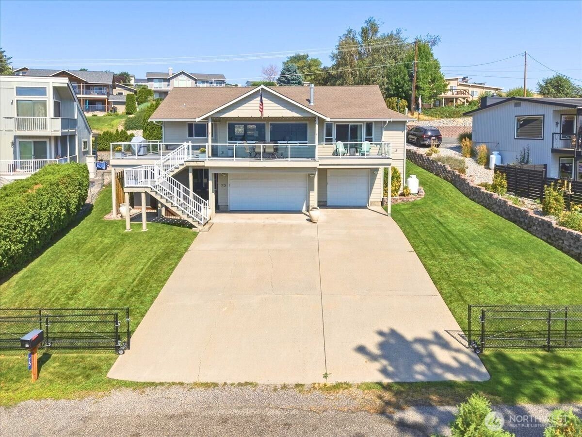 75 Coral Street Property Photo 2