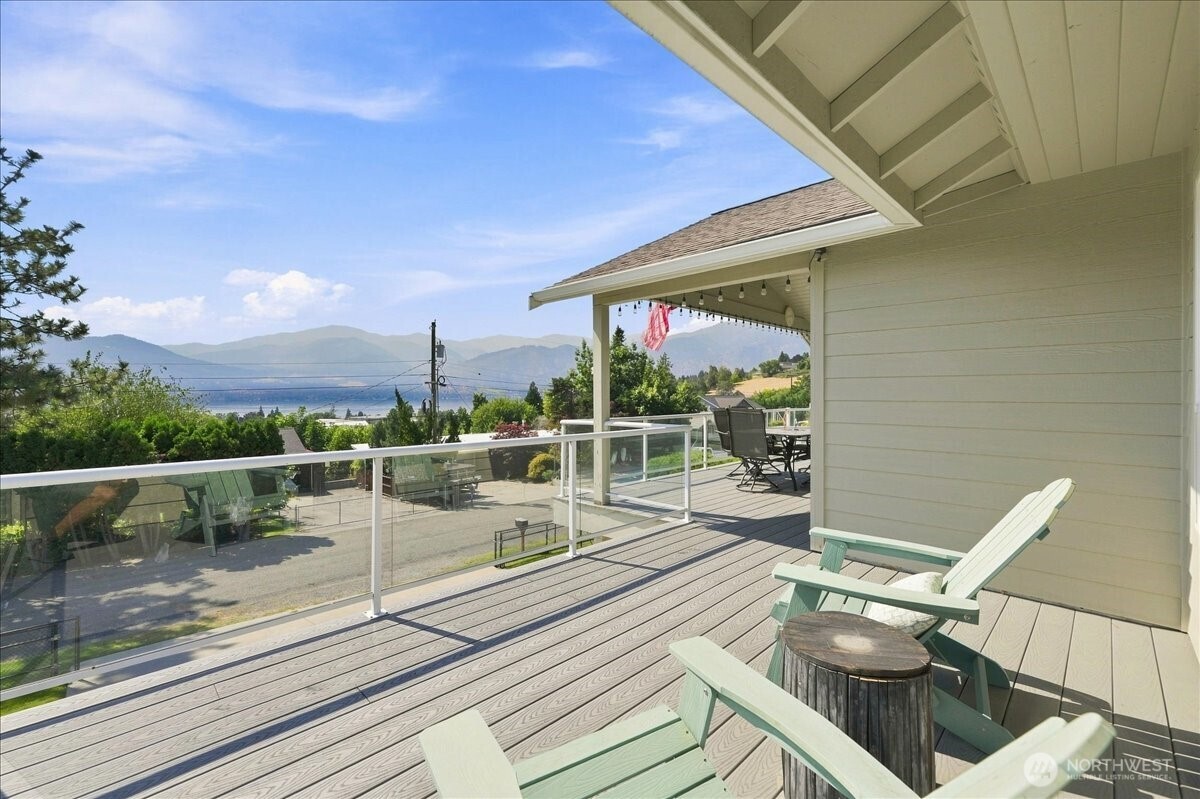 75 Coral Street Property Photo 3