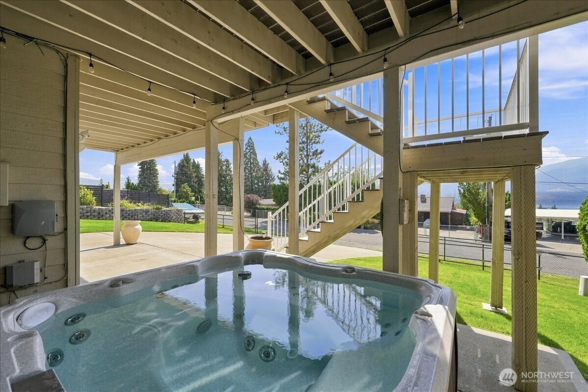 75 Coral Street Property Photo 7