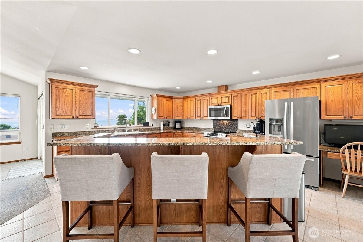 75 Coral Street Property Photo 17