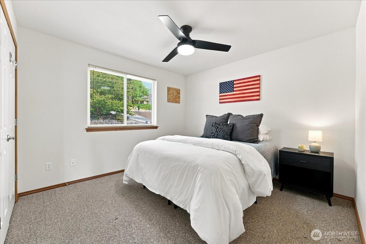 75 Coral Street Property Photo 23